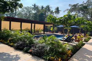 Alojamiento - Natura Hotel & Villas
