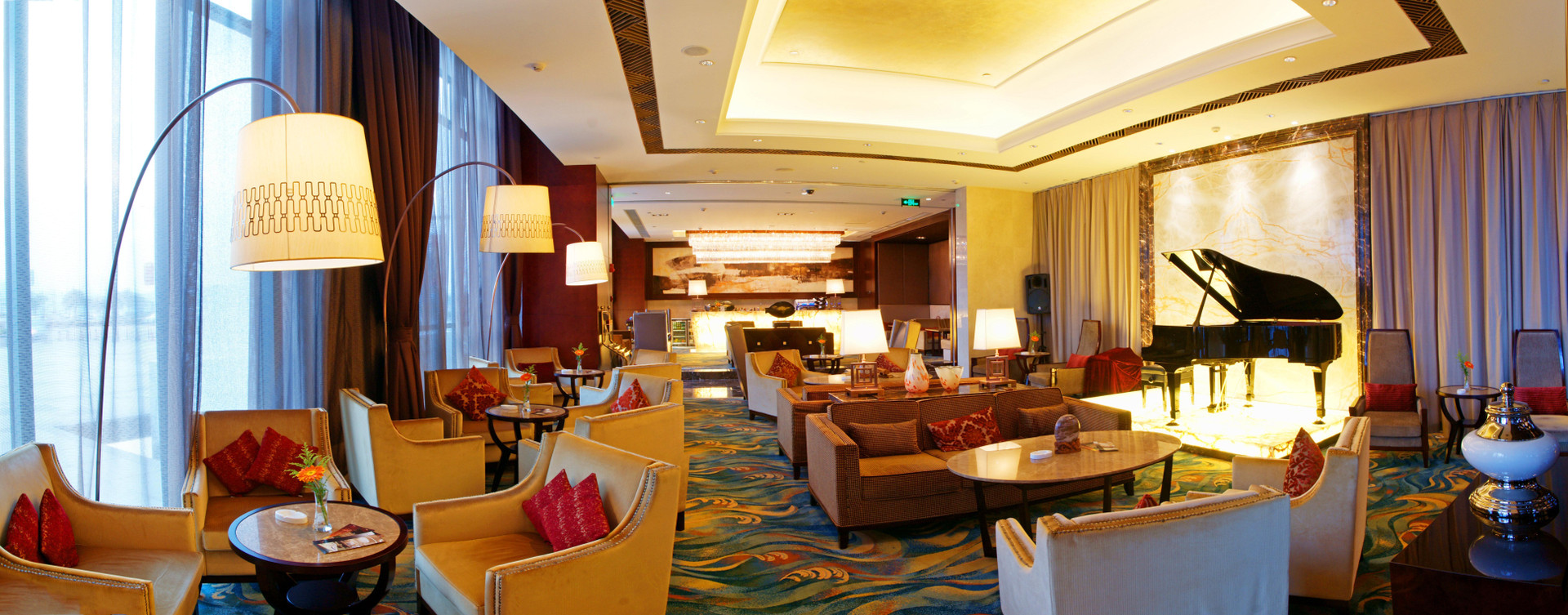 Bar/Salón Crowne Plaza Yichang by IHG