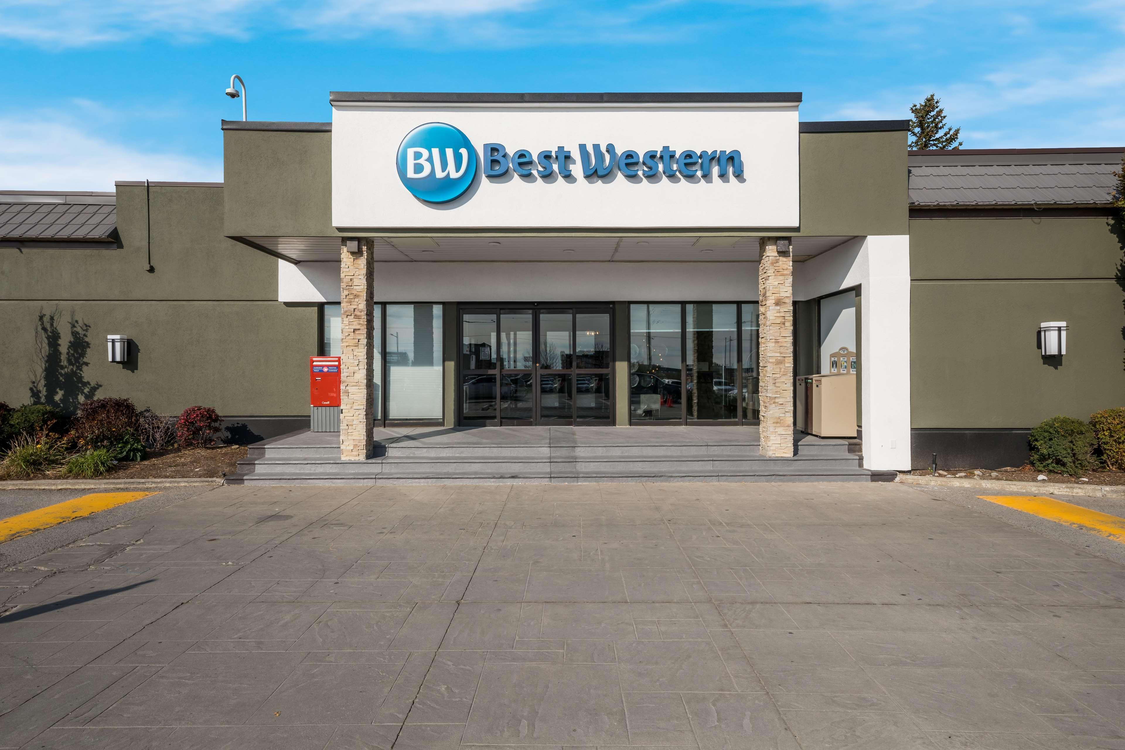 Vista Exterior Best Western Parkway Hotel Toronto North