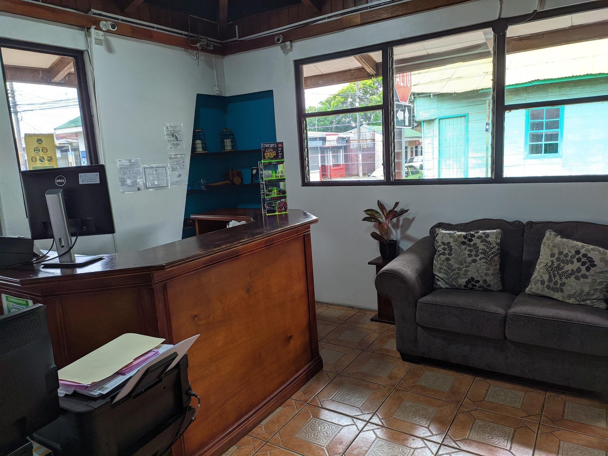 Vista Lobby Hotel Cañas