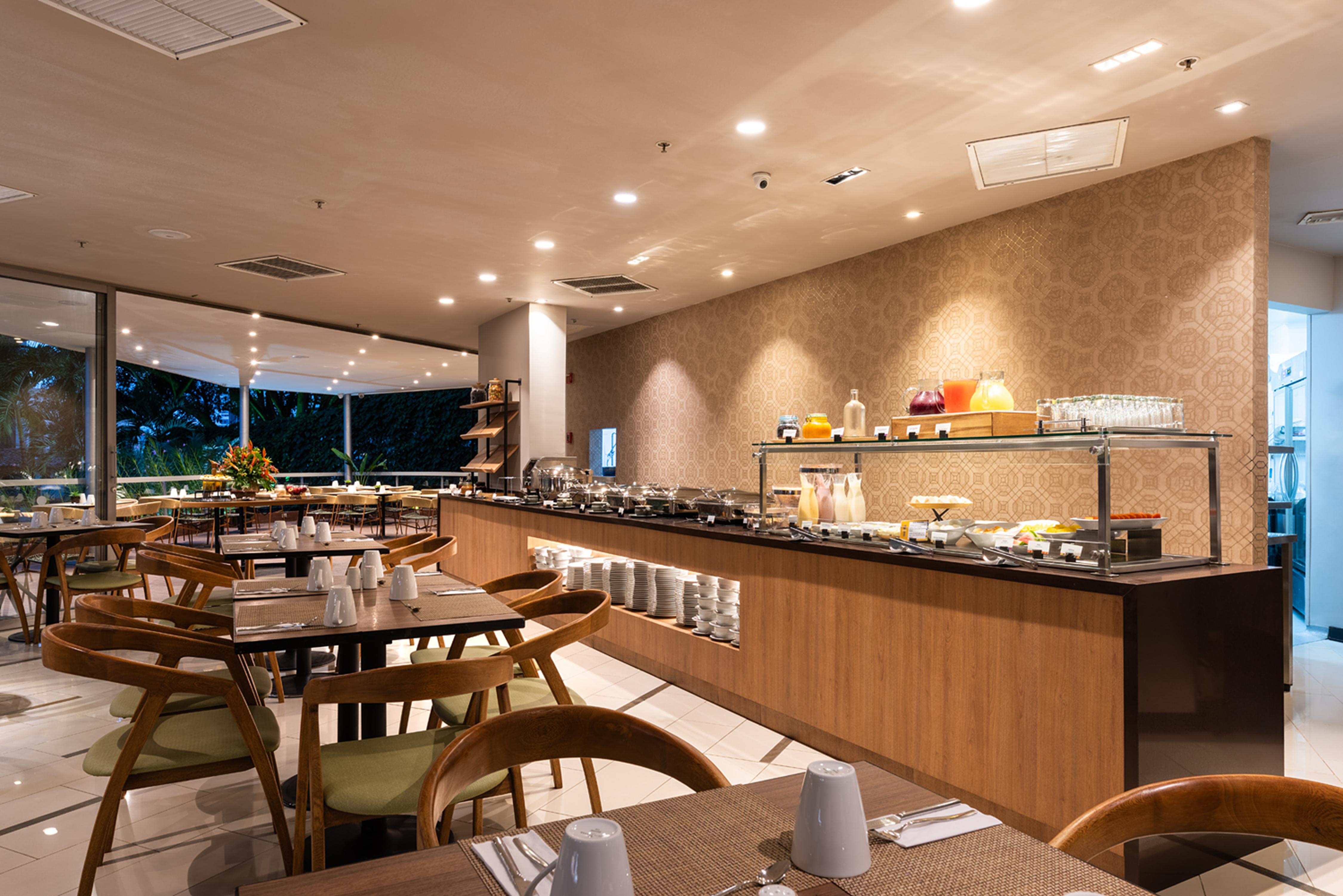 Restaurant Hotel Estelar Blue