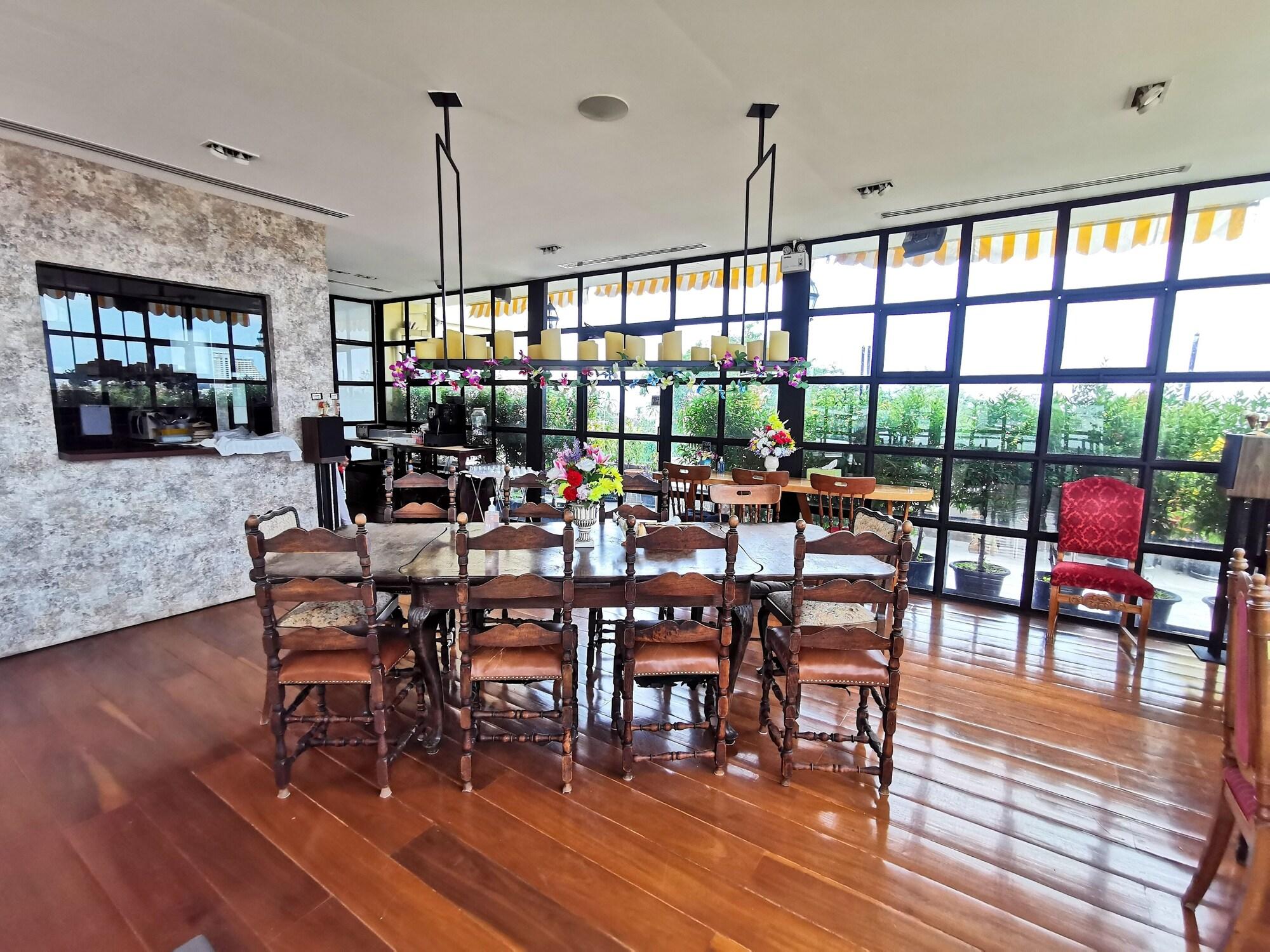 Restaurant Lertnimit Boutique Hotel