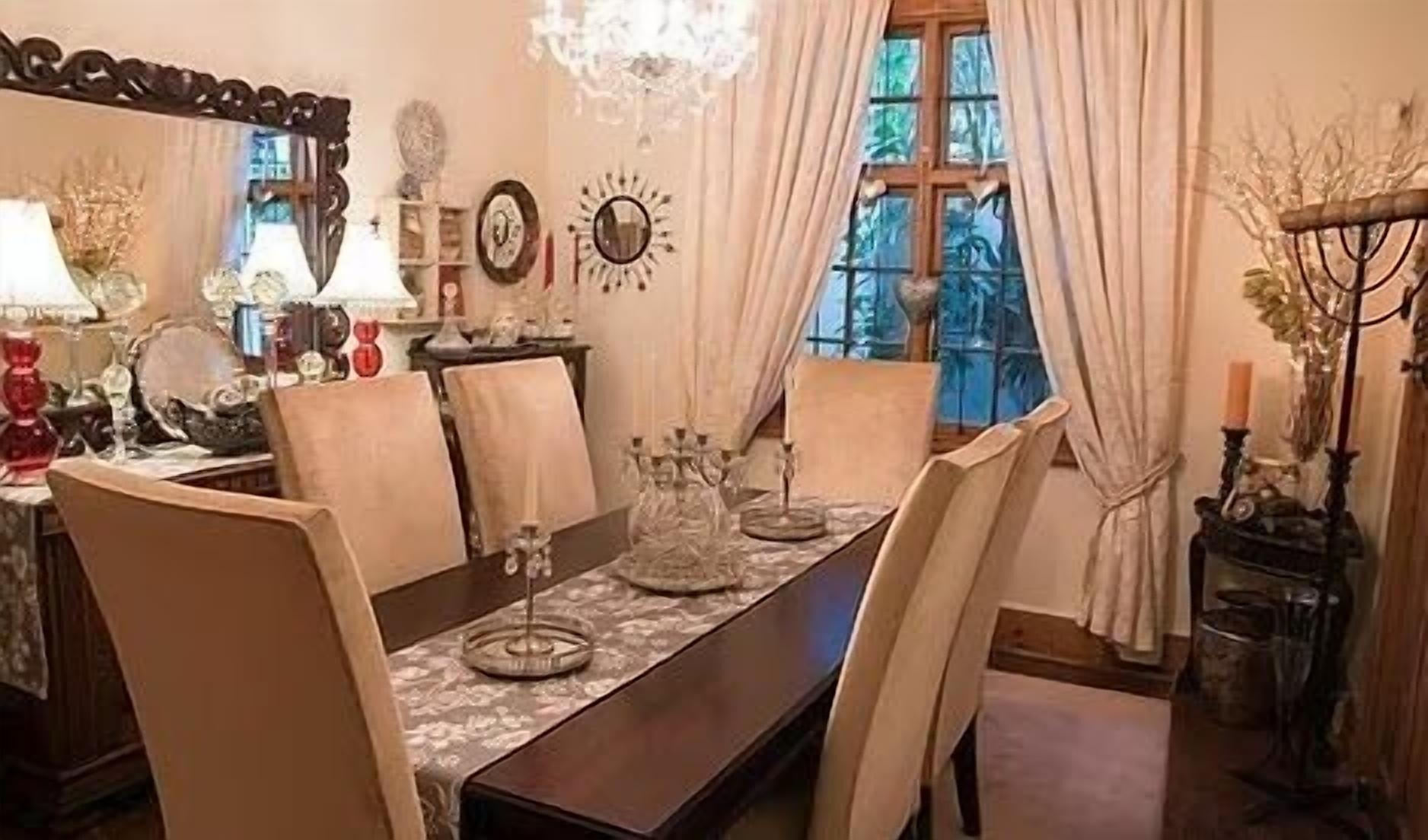 Restaurant 79 On Ridge BNB