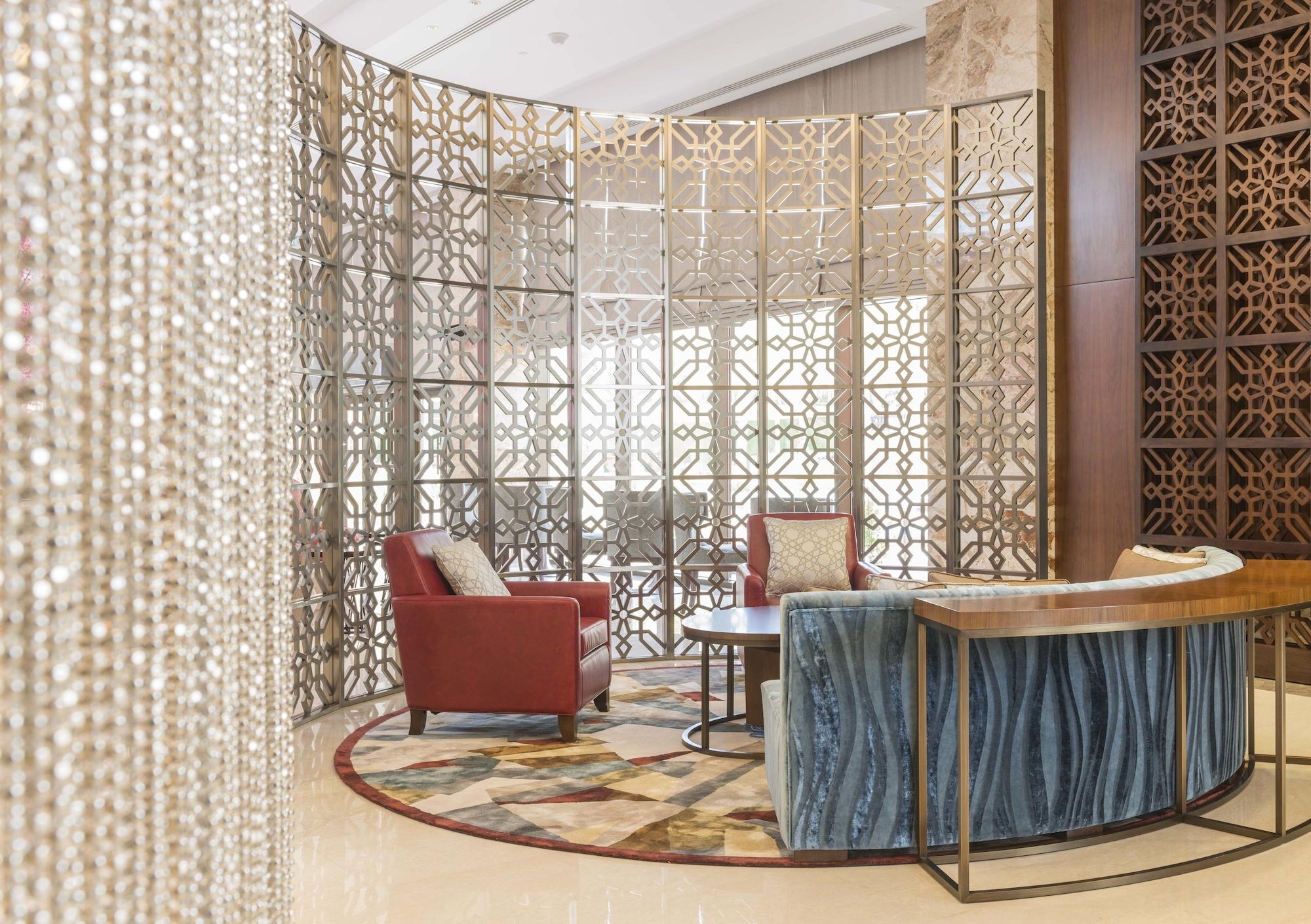 Vista Lobby Sheraton Oman Hotel