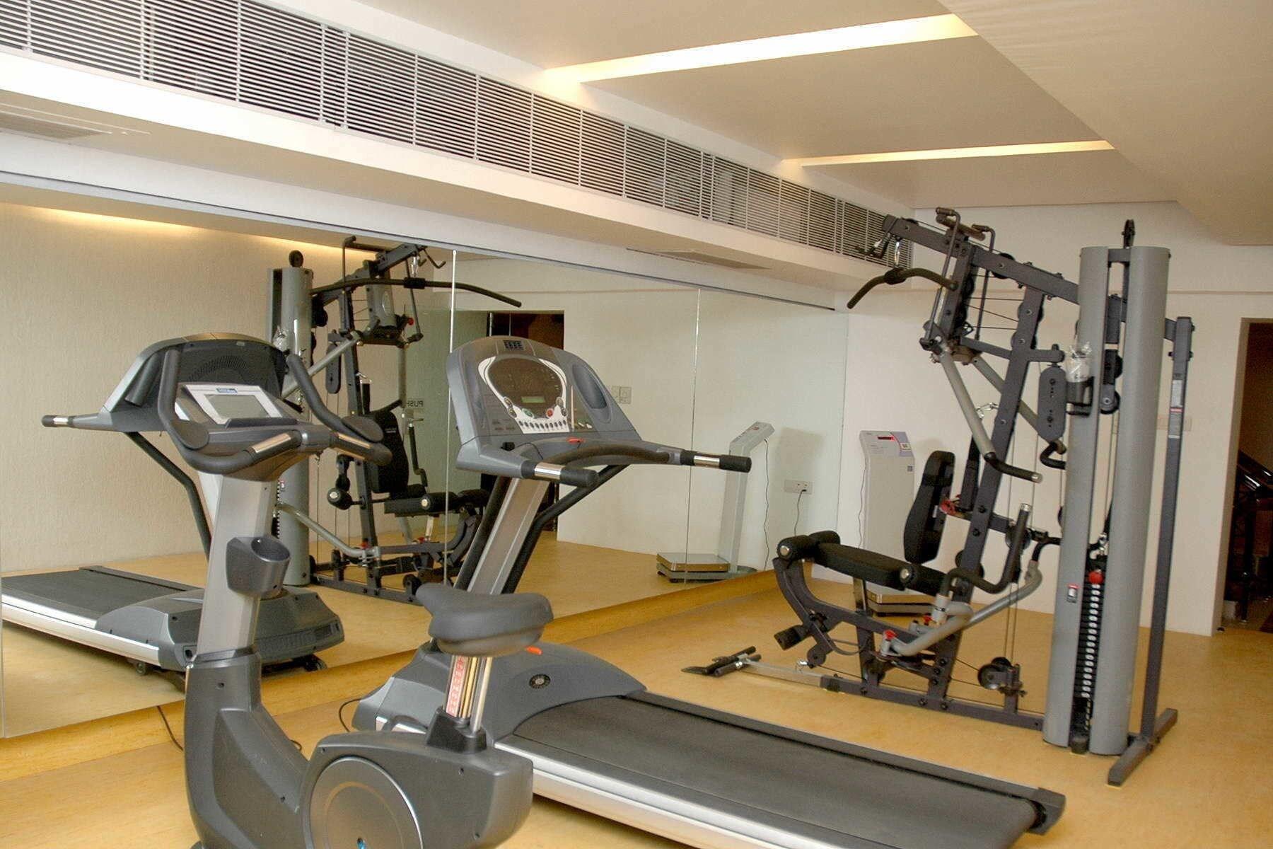 Gimnasio Comfort Inn Sunset
