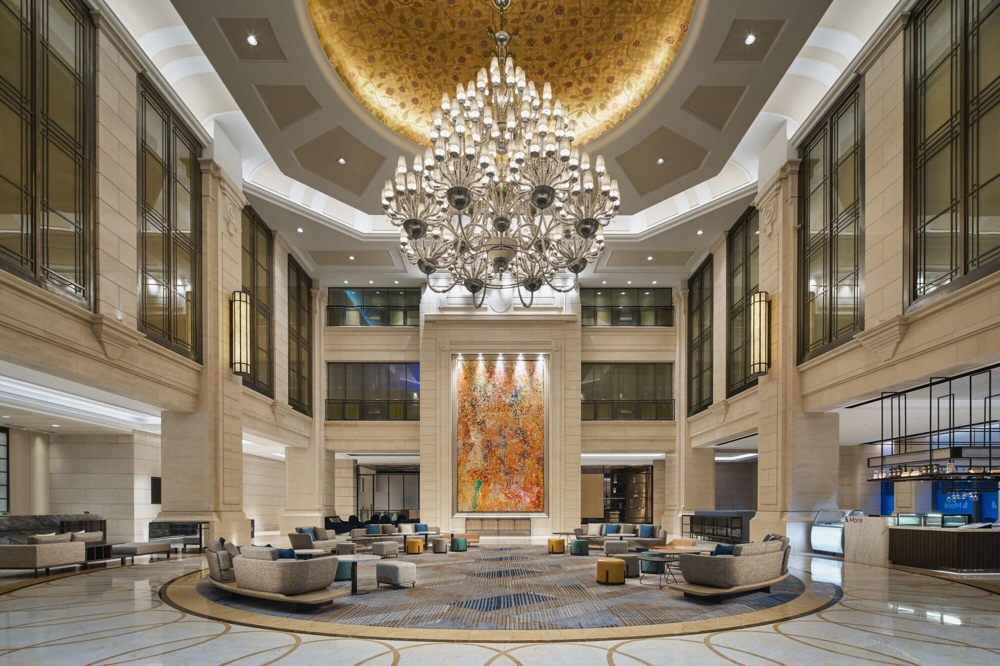 Vista Lobby Sheraton Shanghai Pudong Riverside