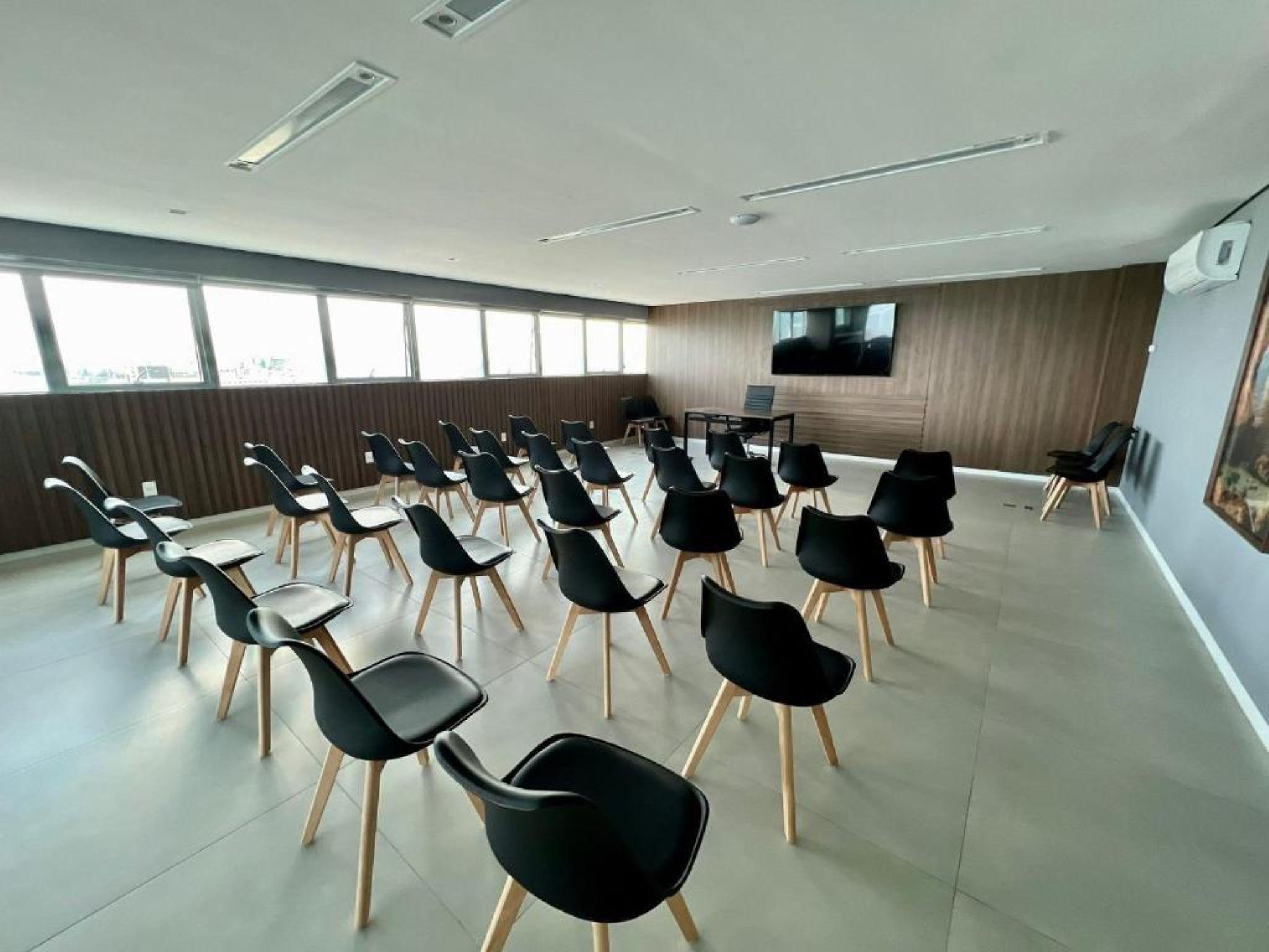 Centro de Negocios Rn Studio – Mandi Hospitalidade