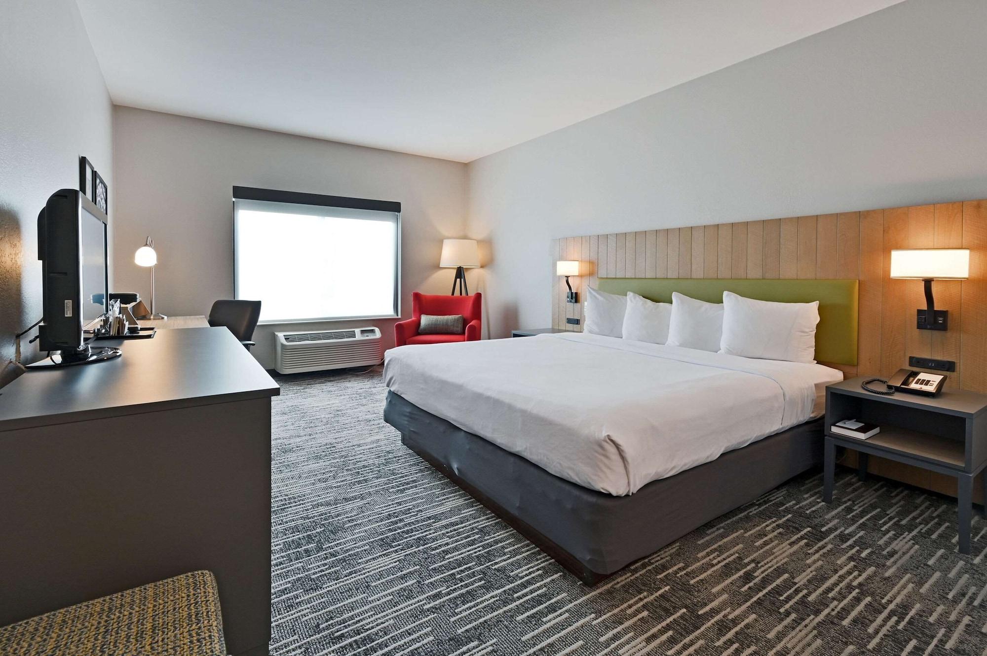 Habitación Country Inn & Suites by Radisson, Bloomington-Normal Airport, IL