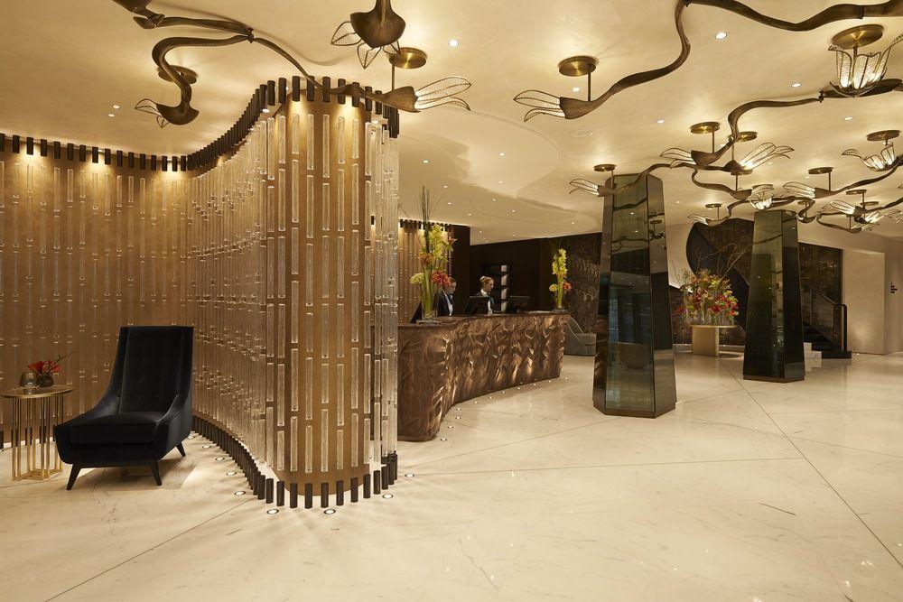 Vista Lobby Atlantis by Giardino