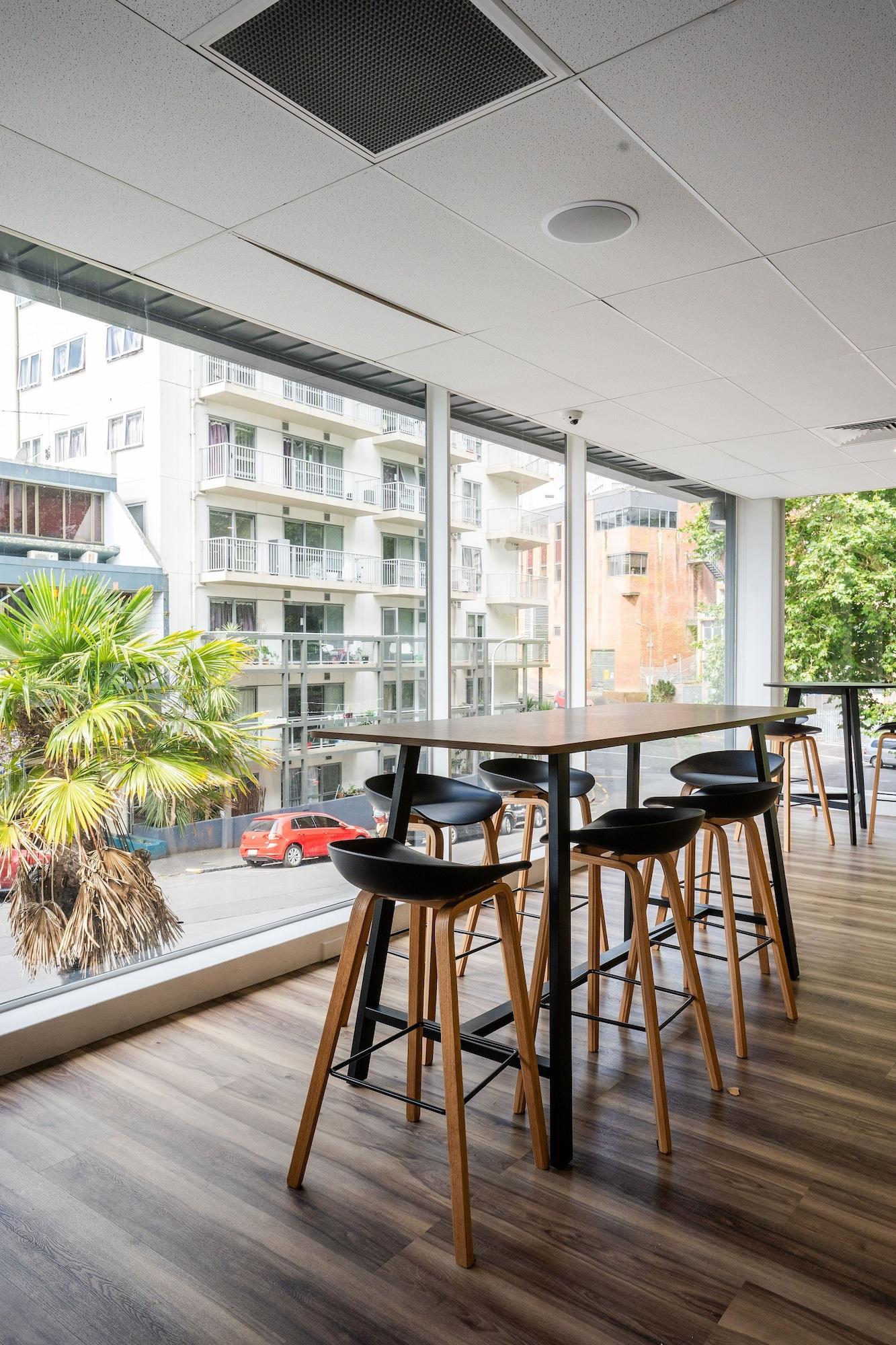 Bar/Salón Haka House Auckland City
