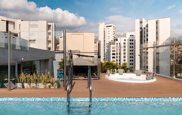 Hampton By Hilton Cali