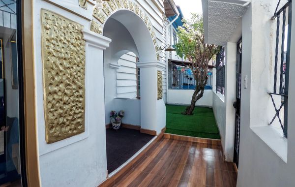 EMILIA HOTEL BOUTIQUE