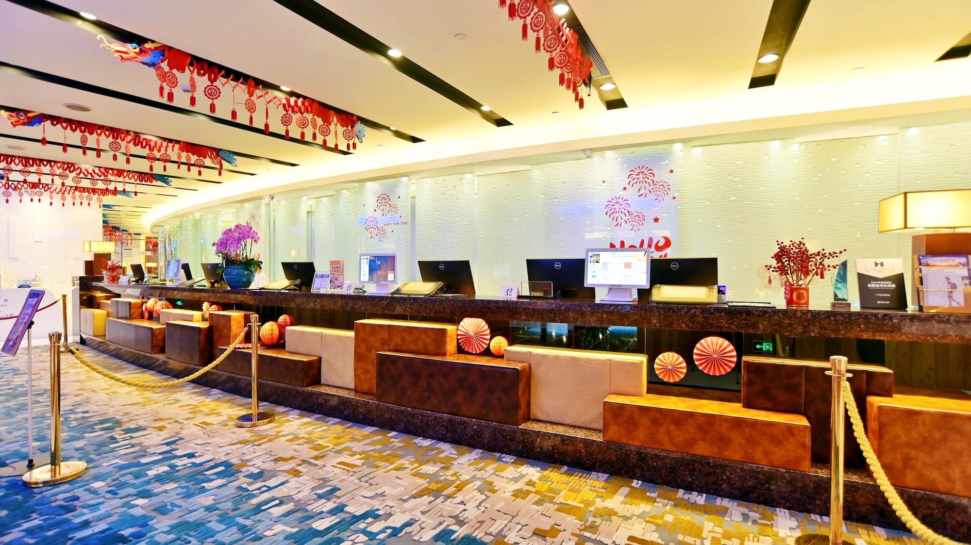 Vista Lobby Ocean Hotel