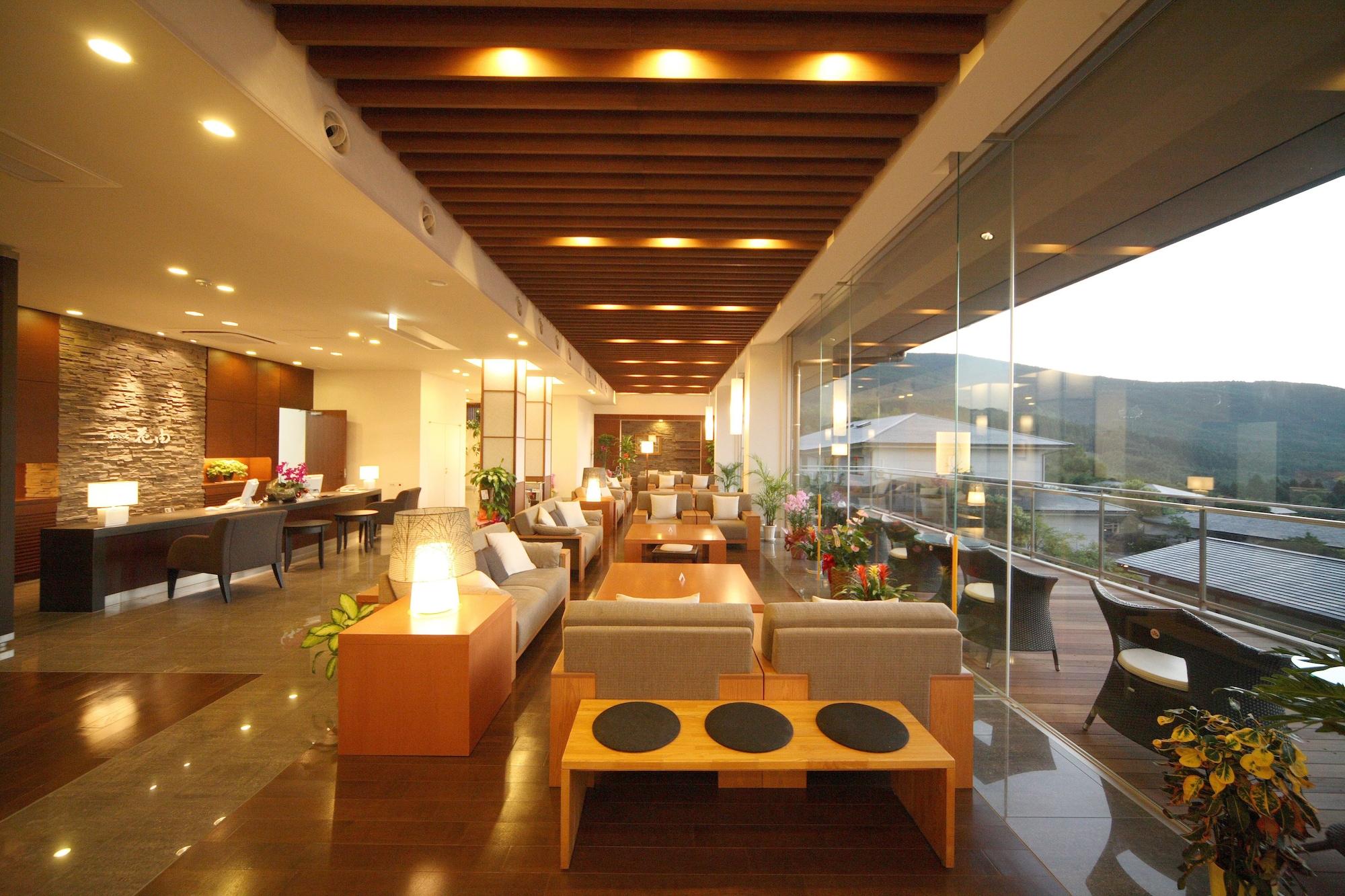 Vista Lobby Asagirinomieru Yado Yufuin Hanayoshi