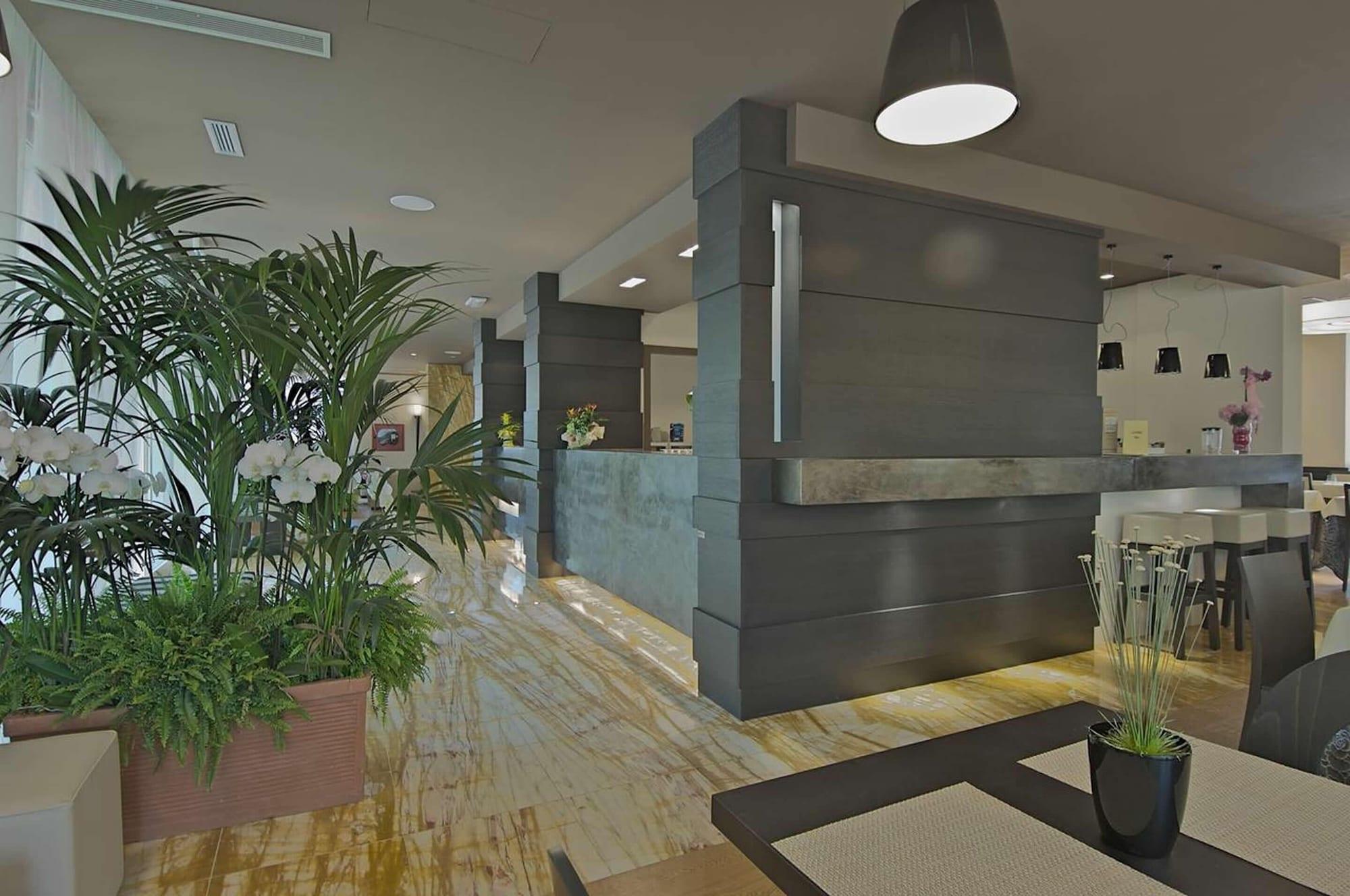 Vista Lobby Zen Hotel Versilia