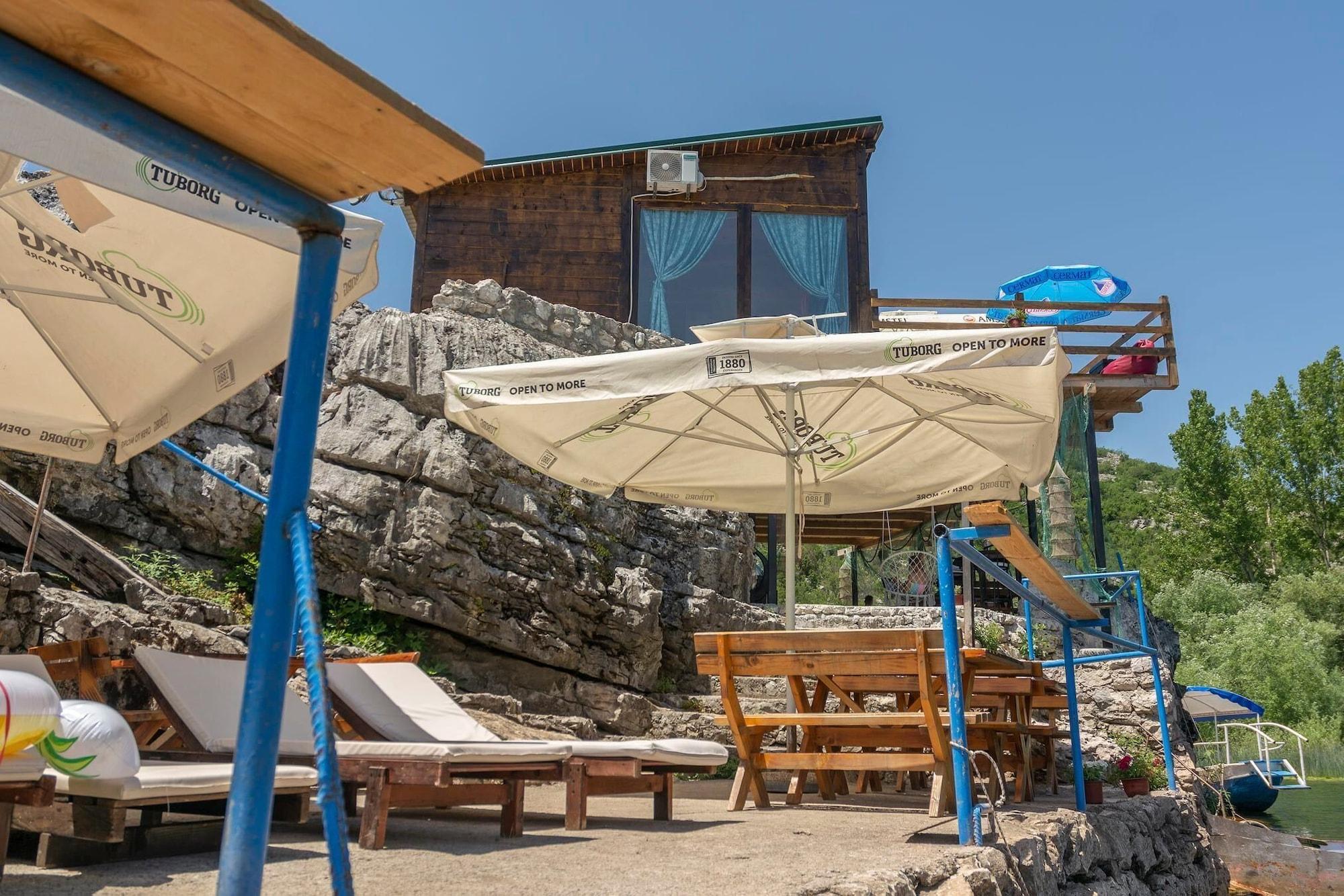 Playa Apartmani Karučki krš
