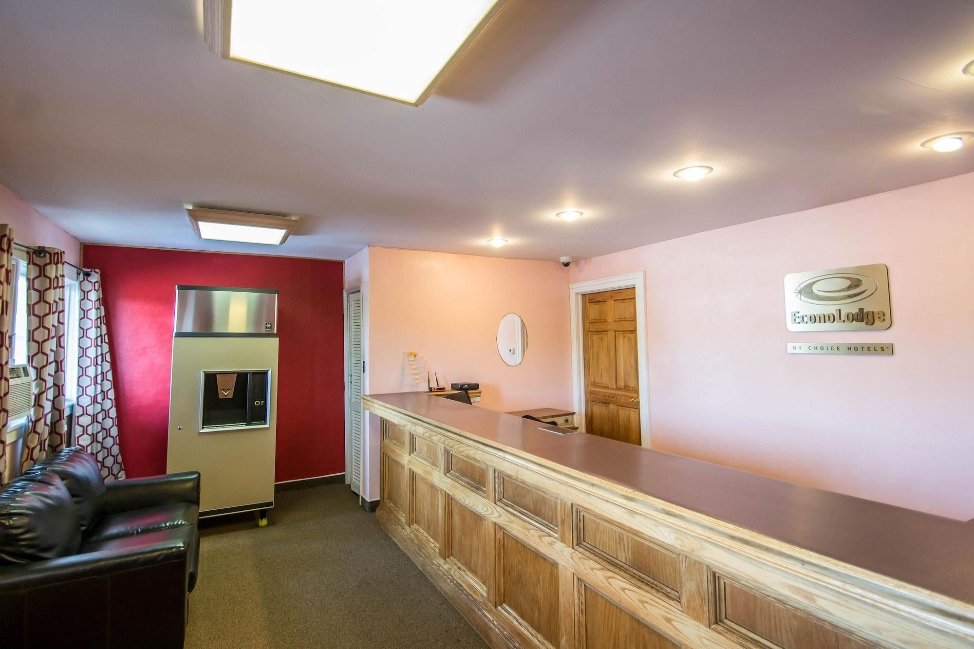 Vista Lobby Econo Lodge Hornell