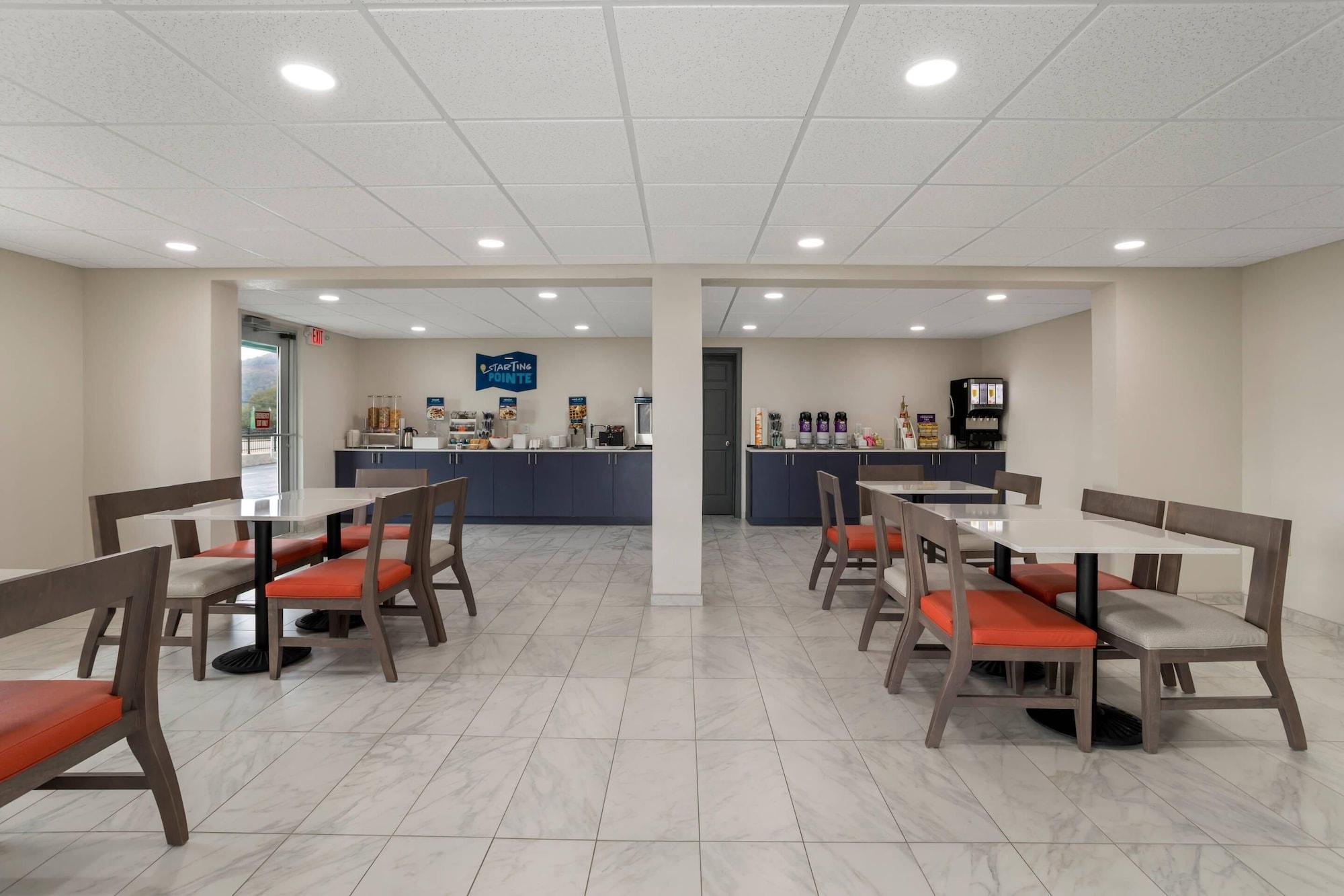 Restaurant Clarion Pointe Kimball By Choice Hotels