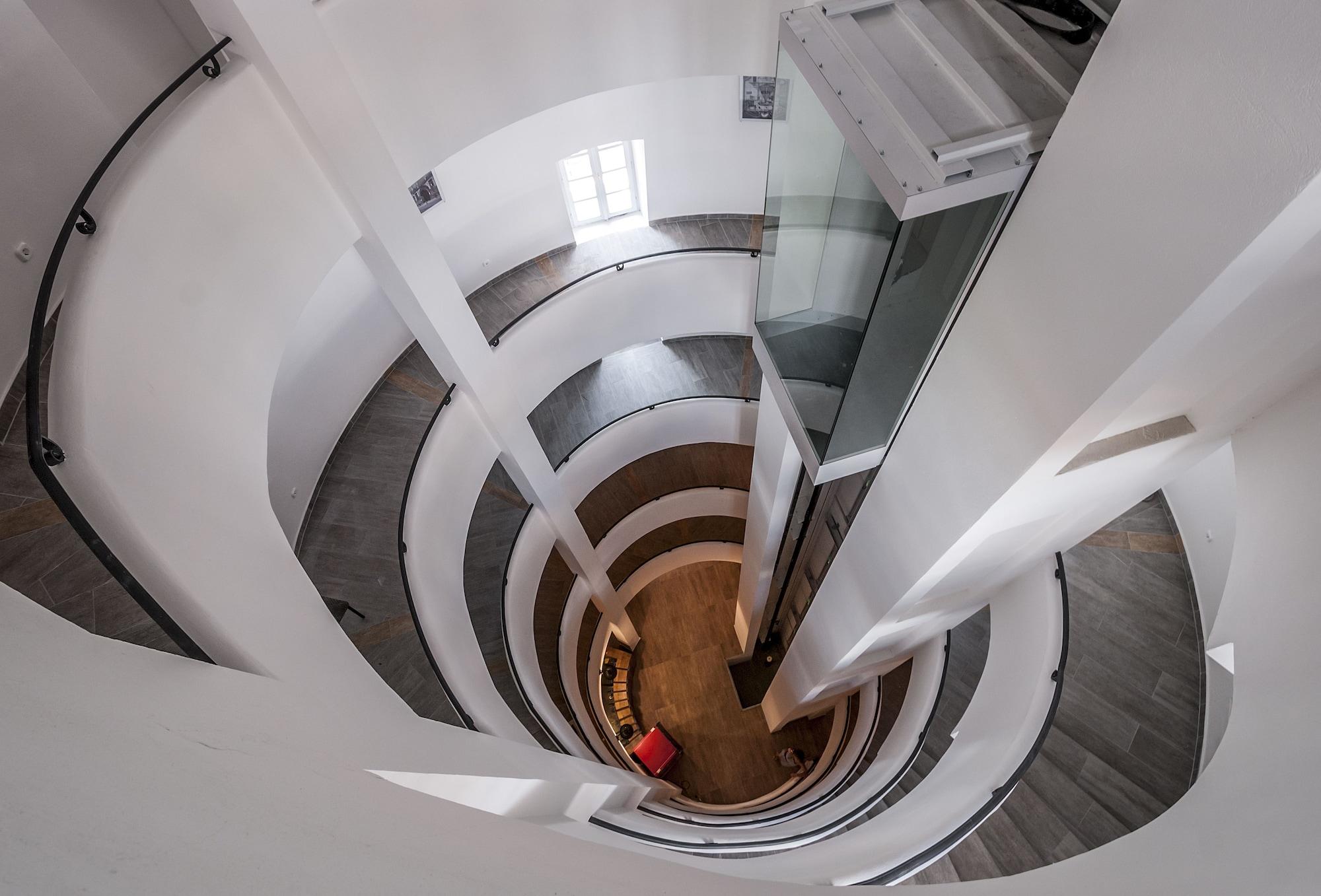 Varios Malom Hotel és Étterem