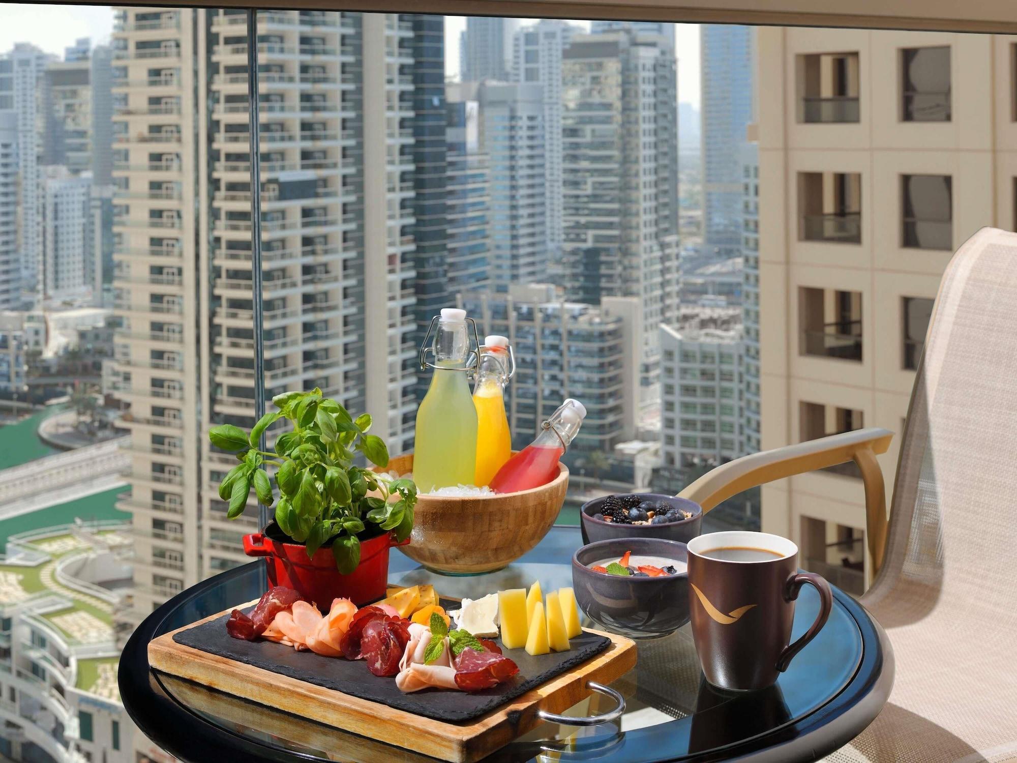 Habitación Mövenpick Hotel Jumeirah Beach
