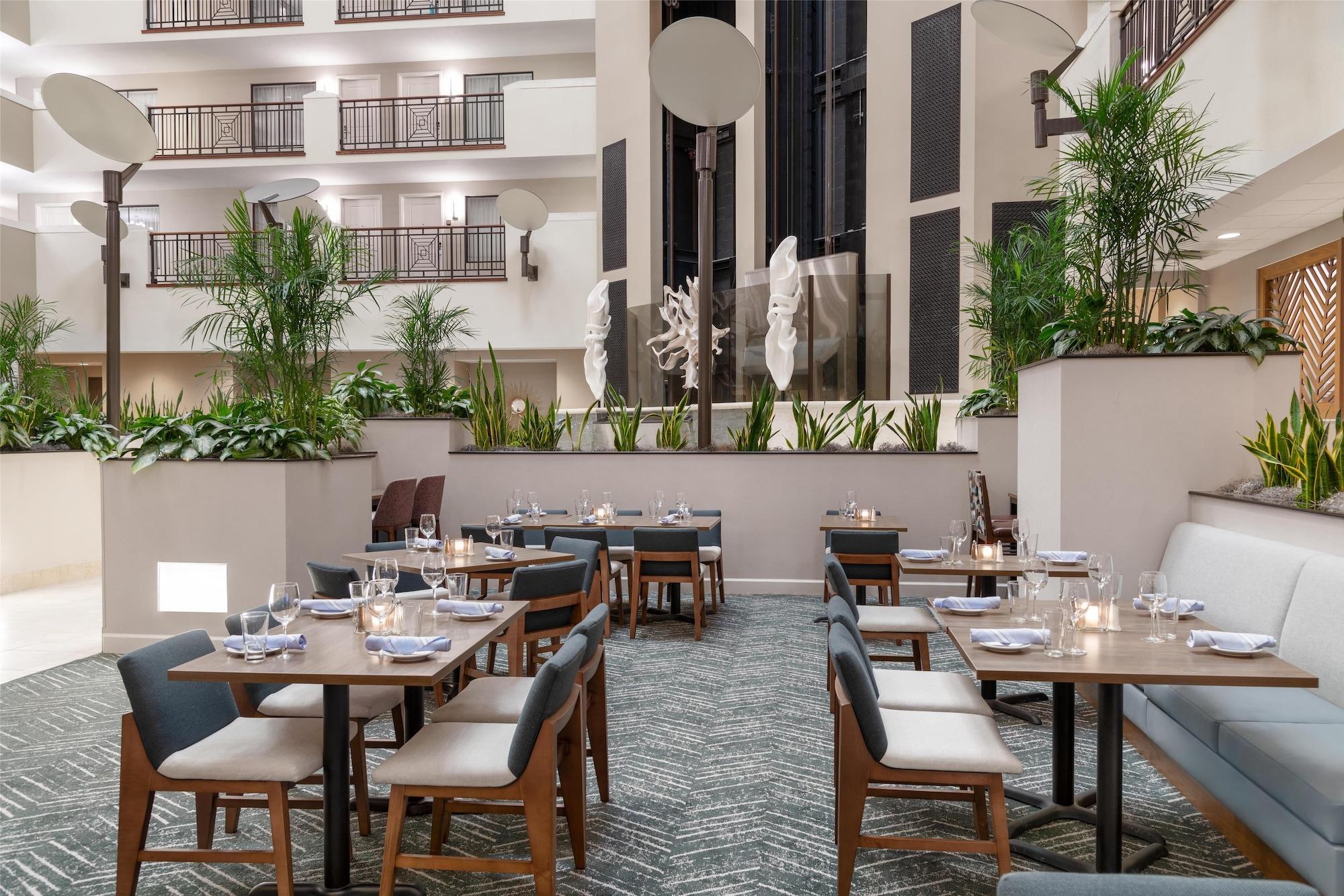 Restaurant Embassy Suites by Hilton Fort Myers Estero