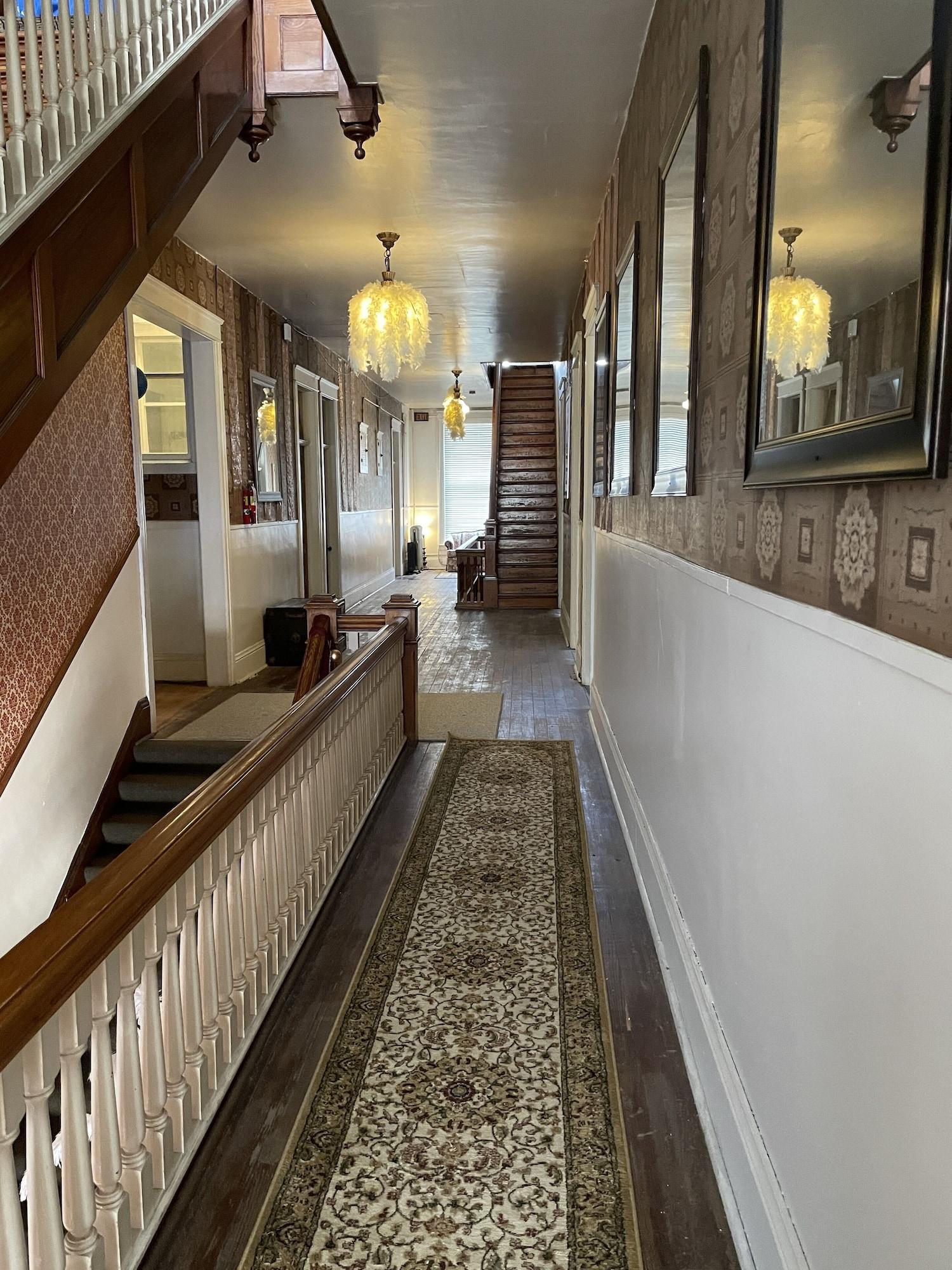 Varios The Clinton Inn