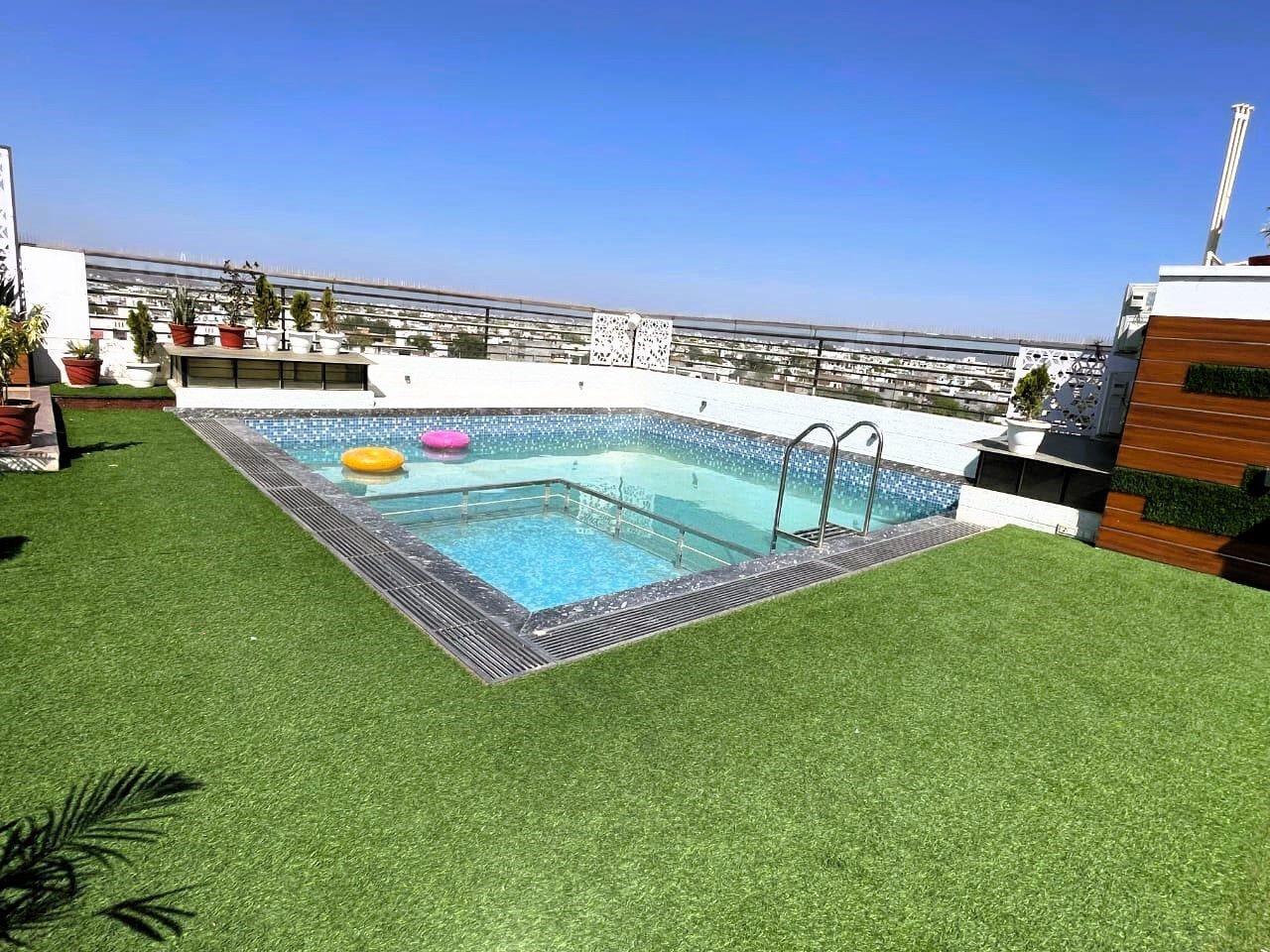 Vista Exterior Hotel Roop Highlights