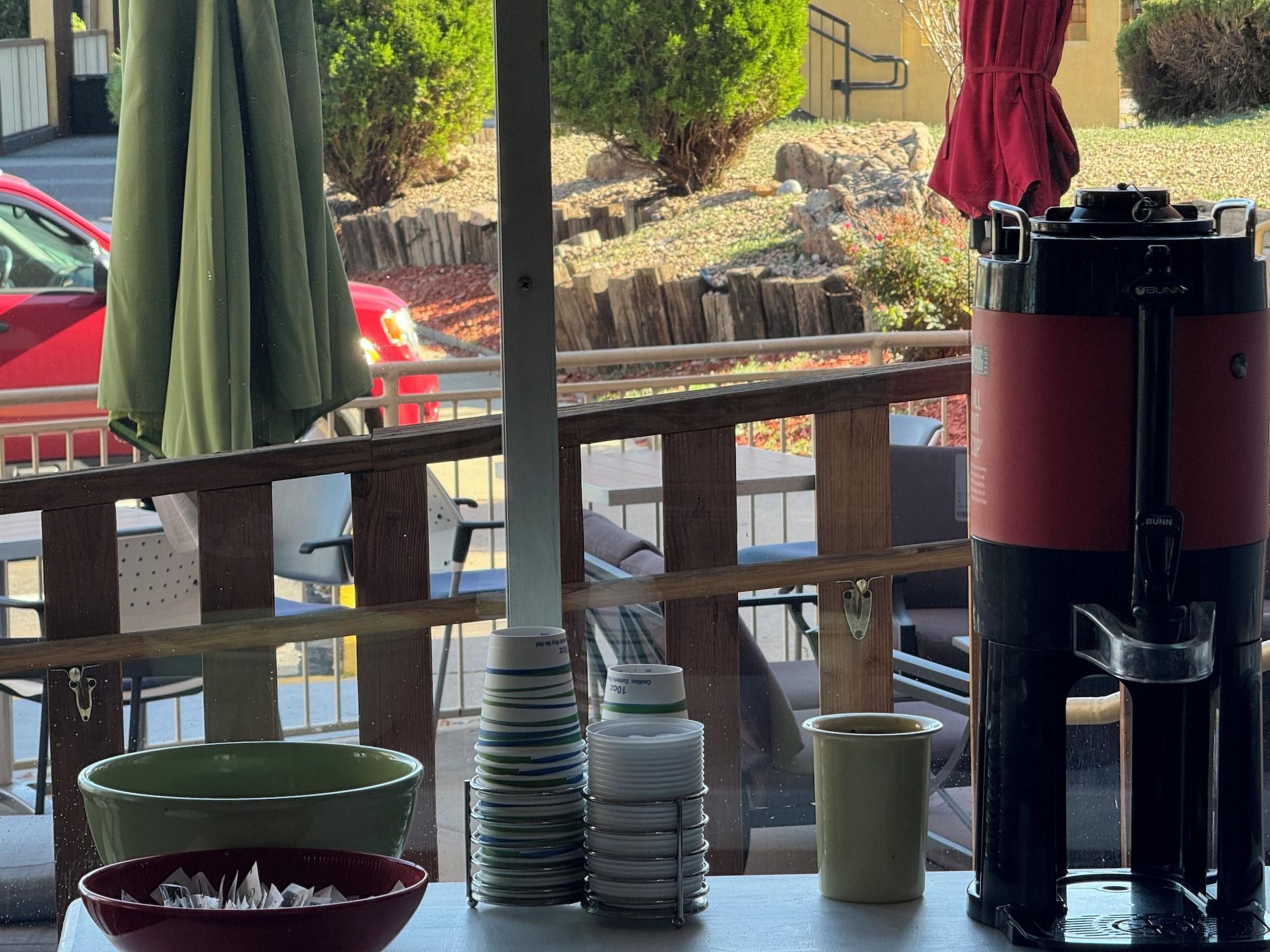 Bar/Salón Inn at the Highland Denver Downtown