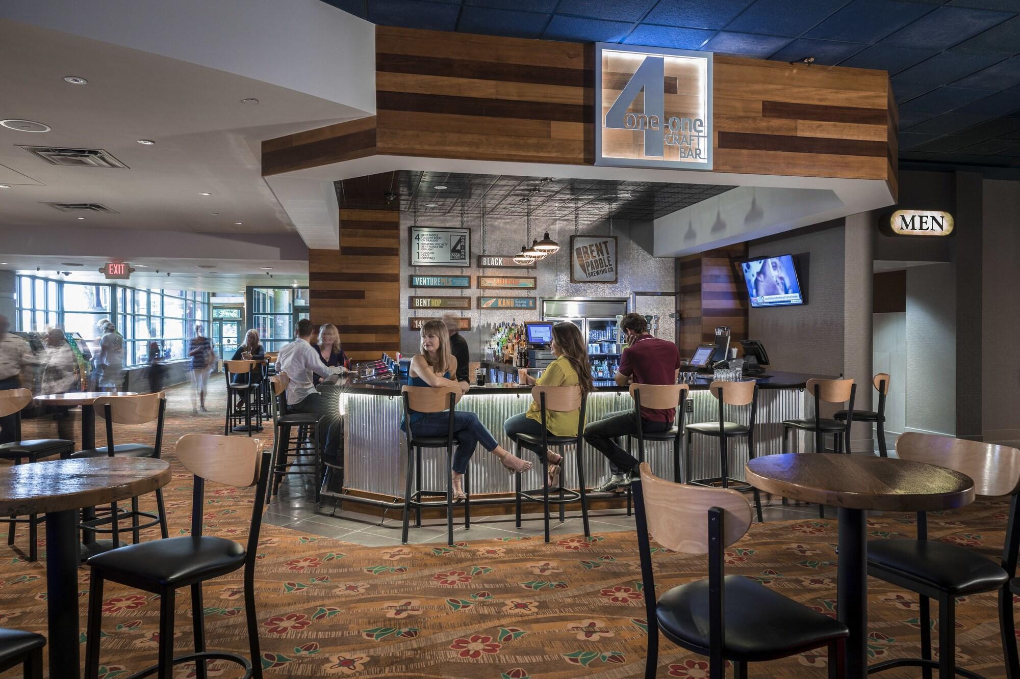 Bar/Salón Grand Casino Hinckley