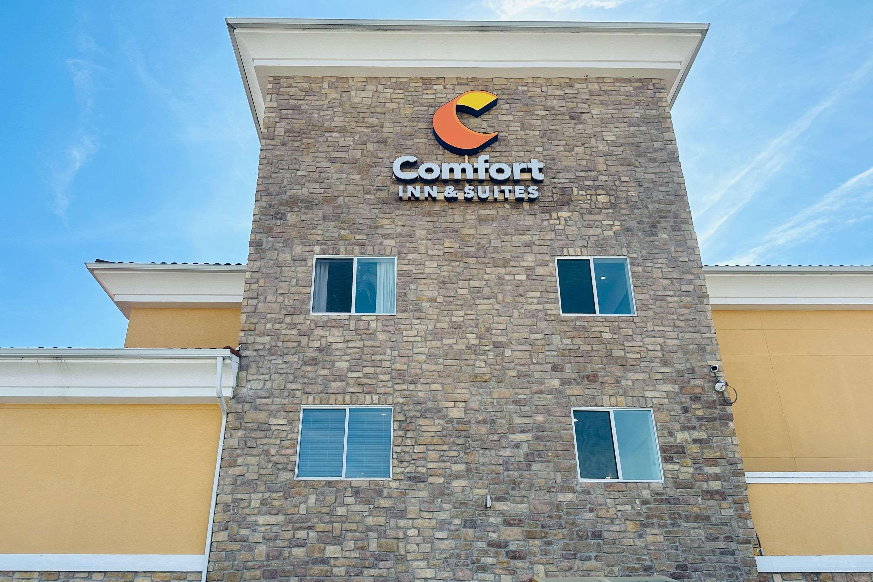 Vista Exterior Comfort Inn & Suites Wylie