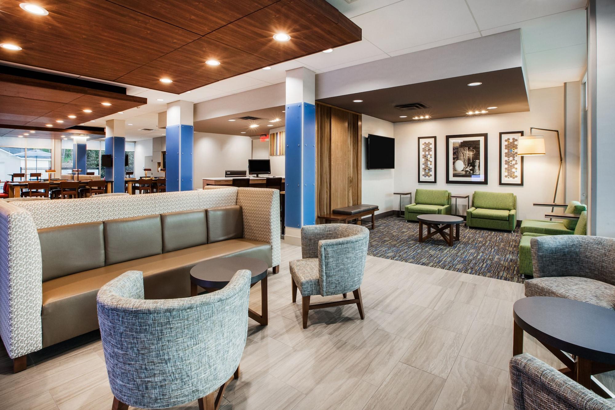 Vista Exterior Holiday Inn Express Hotel & Suites Canton by IHG