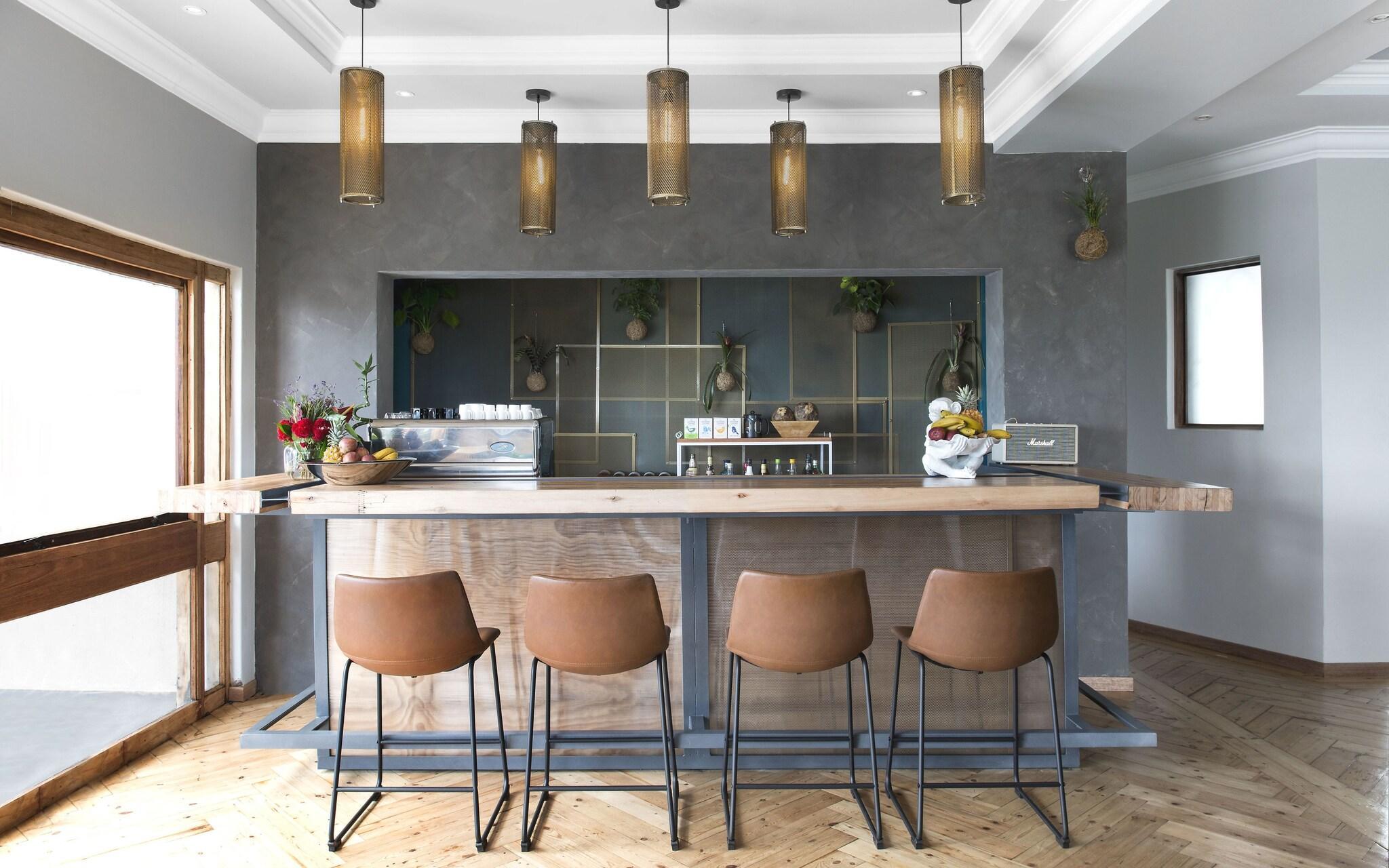 Bar/Salón Pablo House