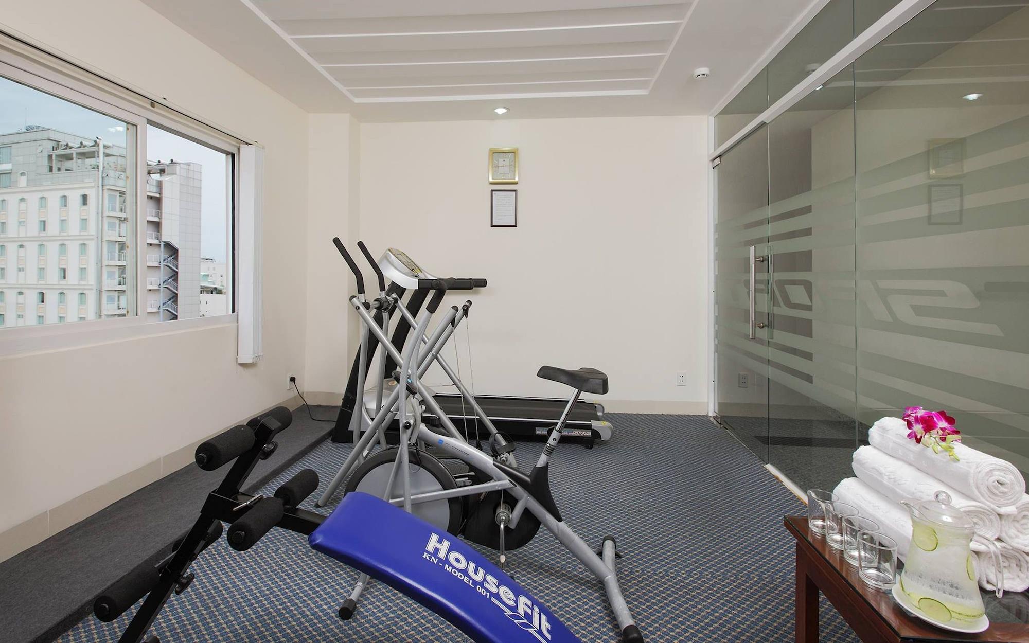 Gimnasio Silverland Yen Hotel