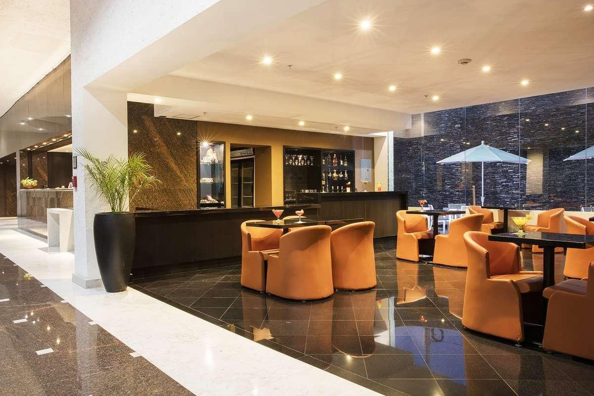 Bar/Salón Krystal Urban Aeropuerto Cd de Mexico