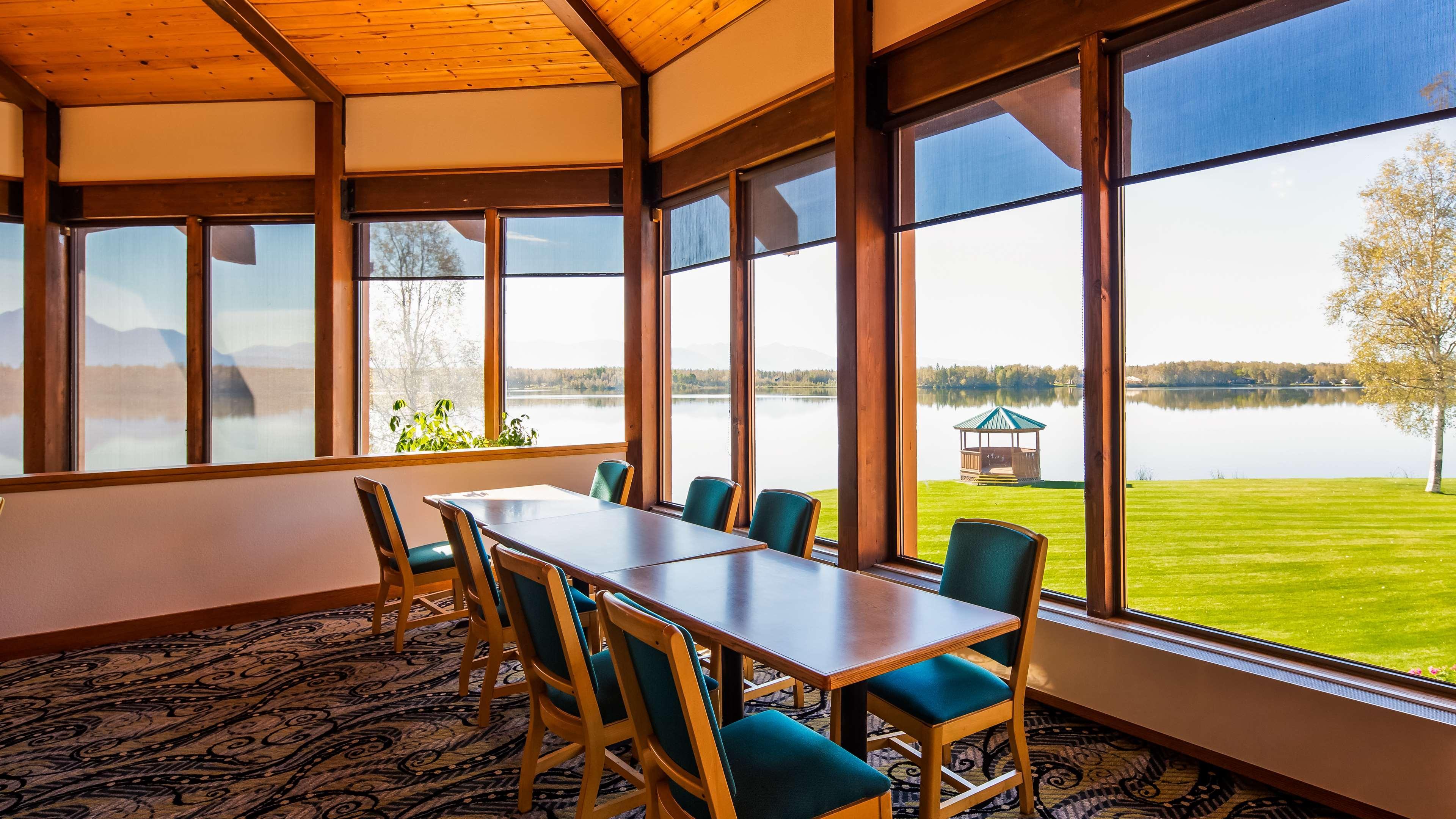 Restaurant Best Western Lake Lucille Inn