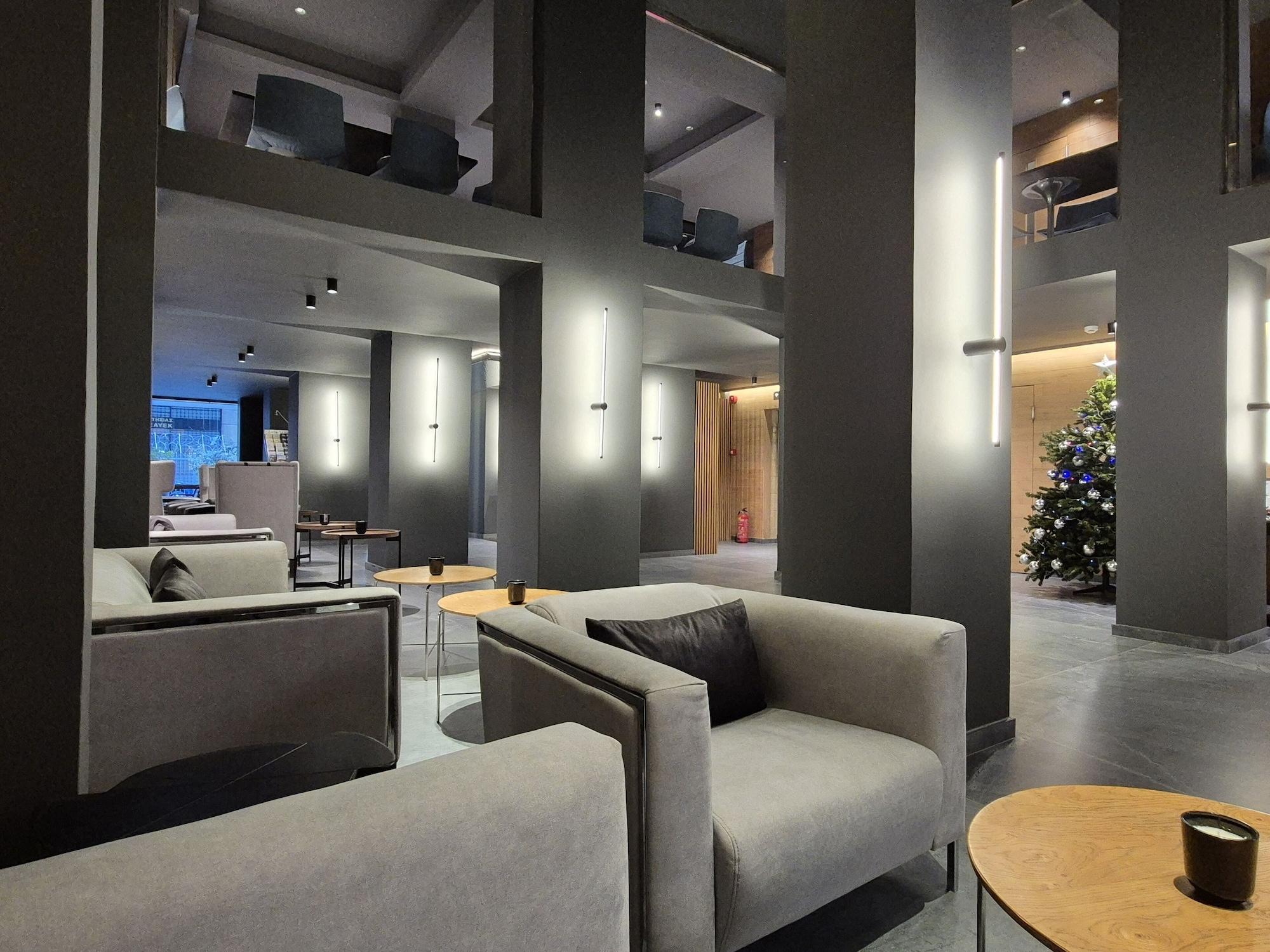 Vista Lobby THE ALASSIA HOTEL