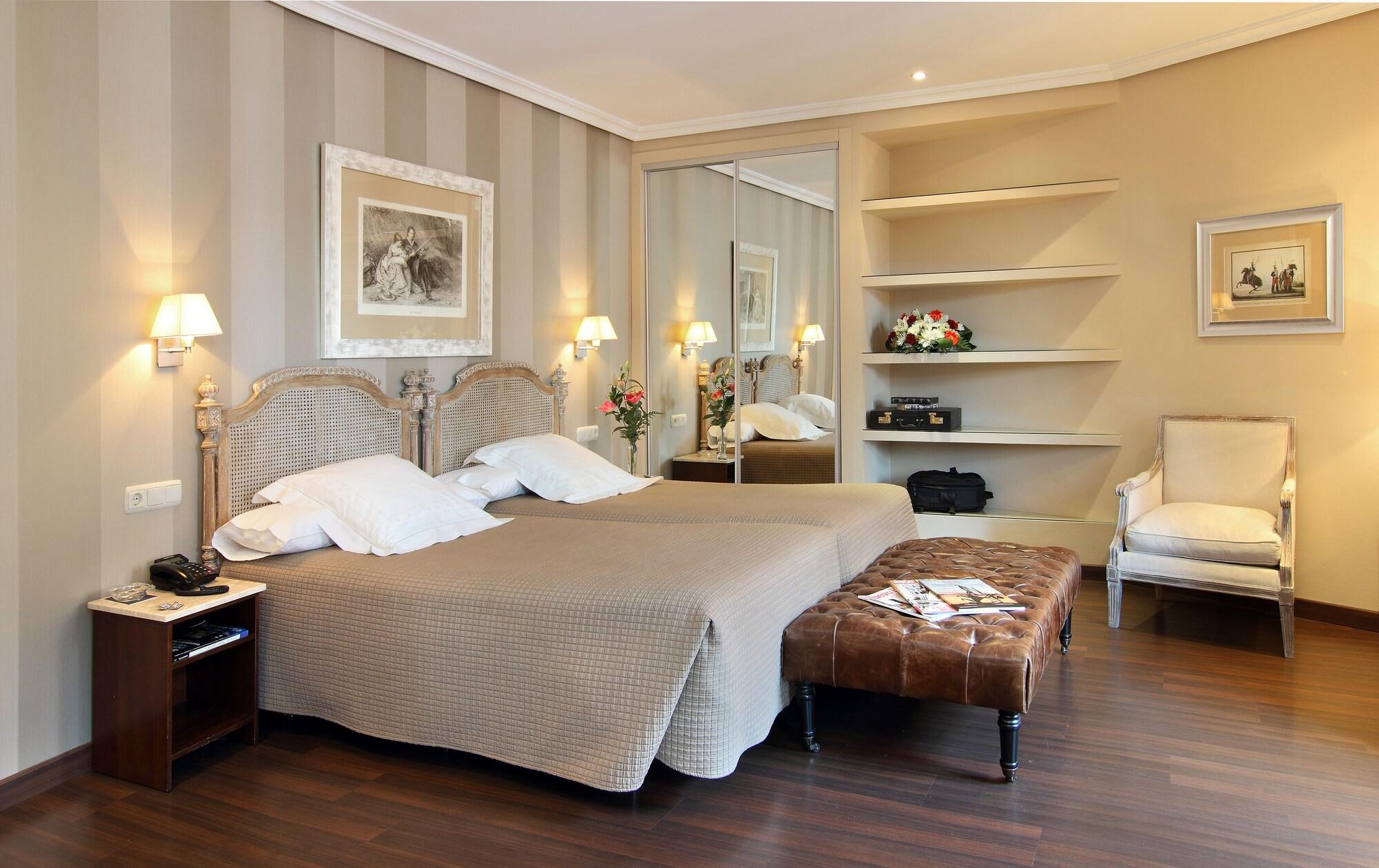 Varios Hotel Imperial