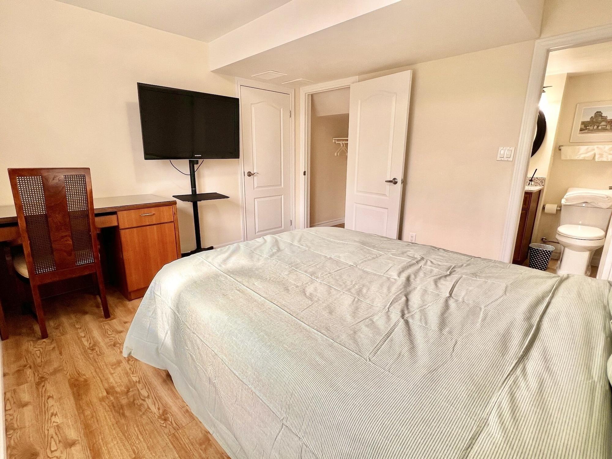 Habitación Cozy Home in Richmond Hill with Free Parking