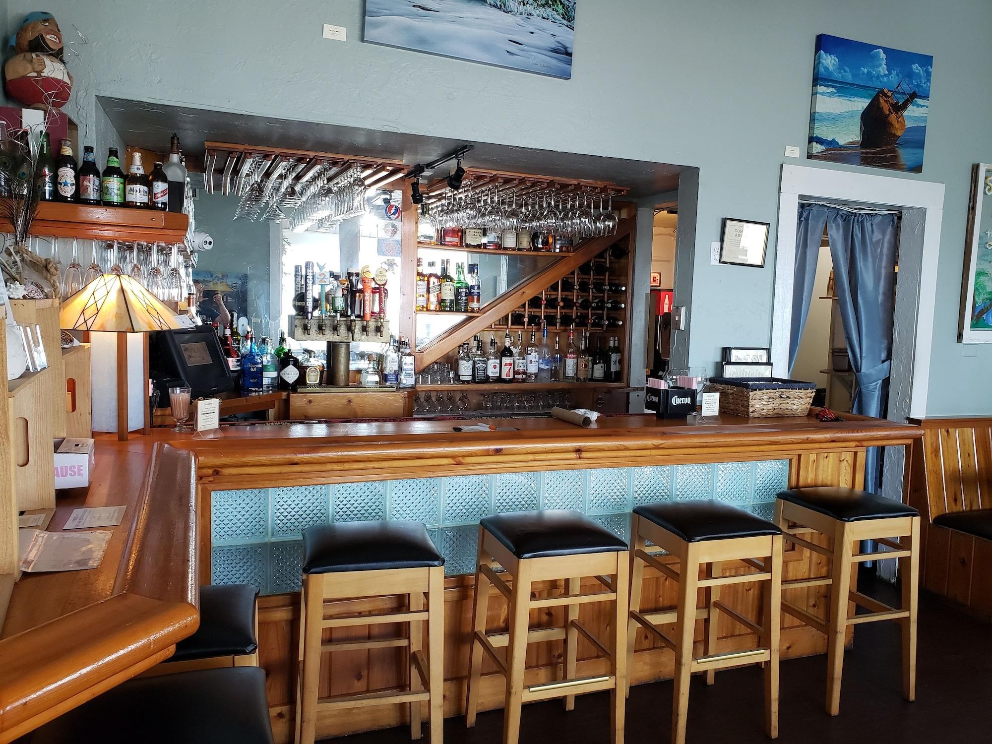 Bar/Salón Topaz Motel