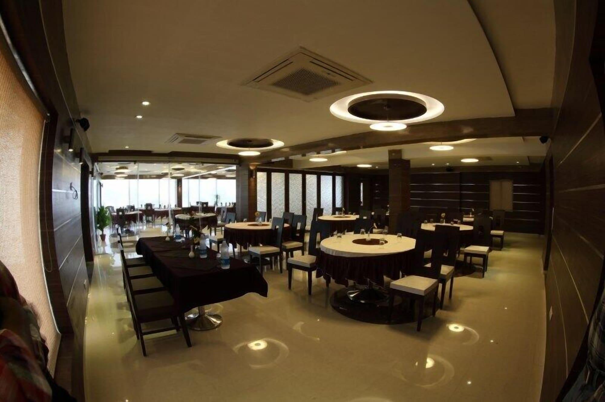 Sala de Reuniones Pearl Hotel & Banquets