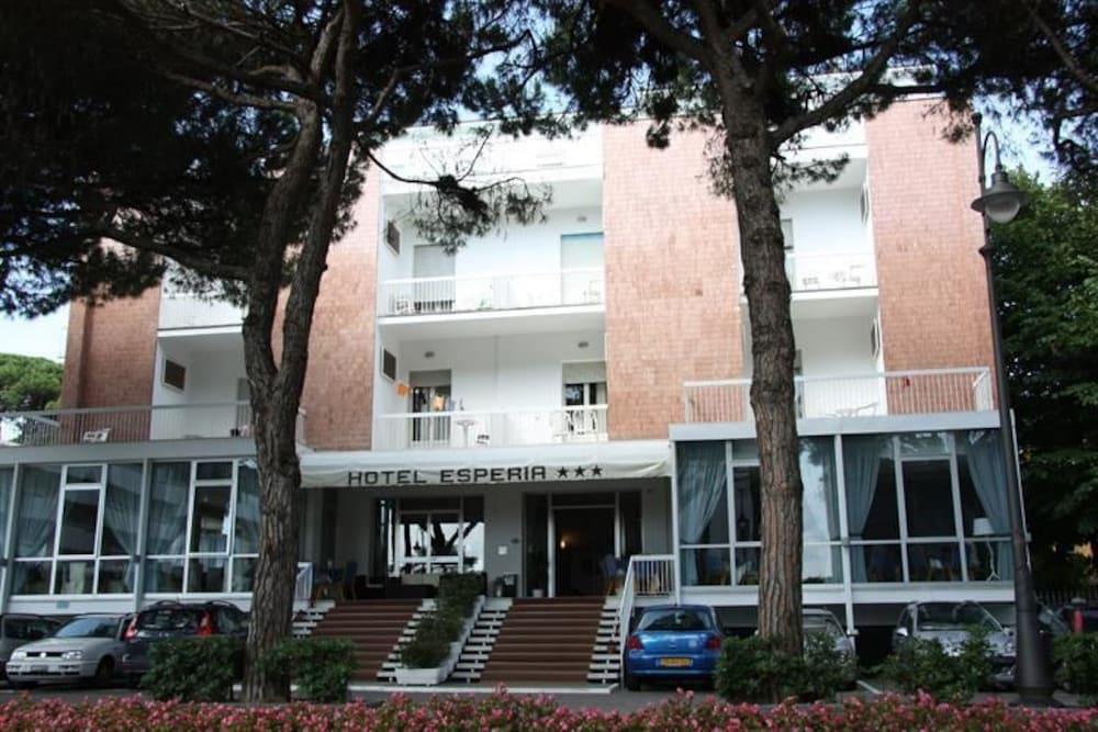 Vista Exterior Hotel Esperia
