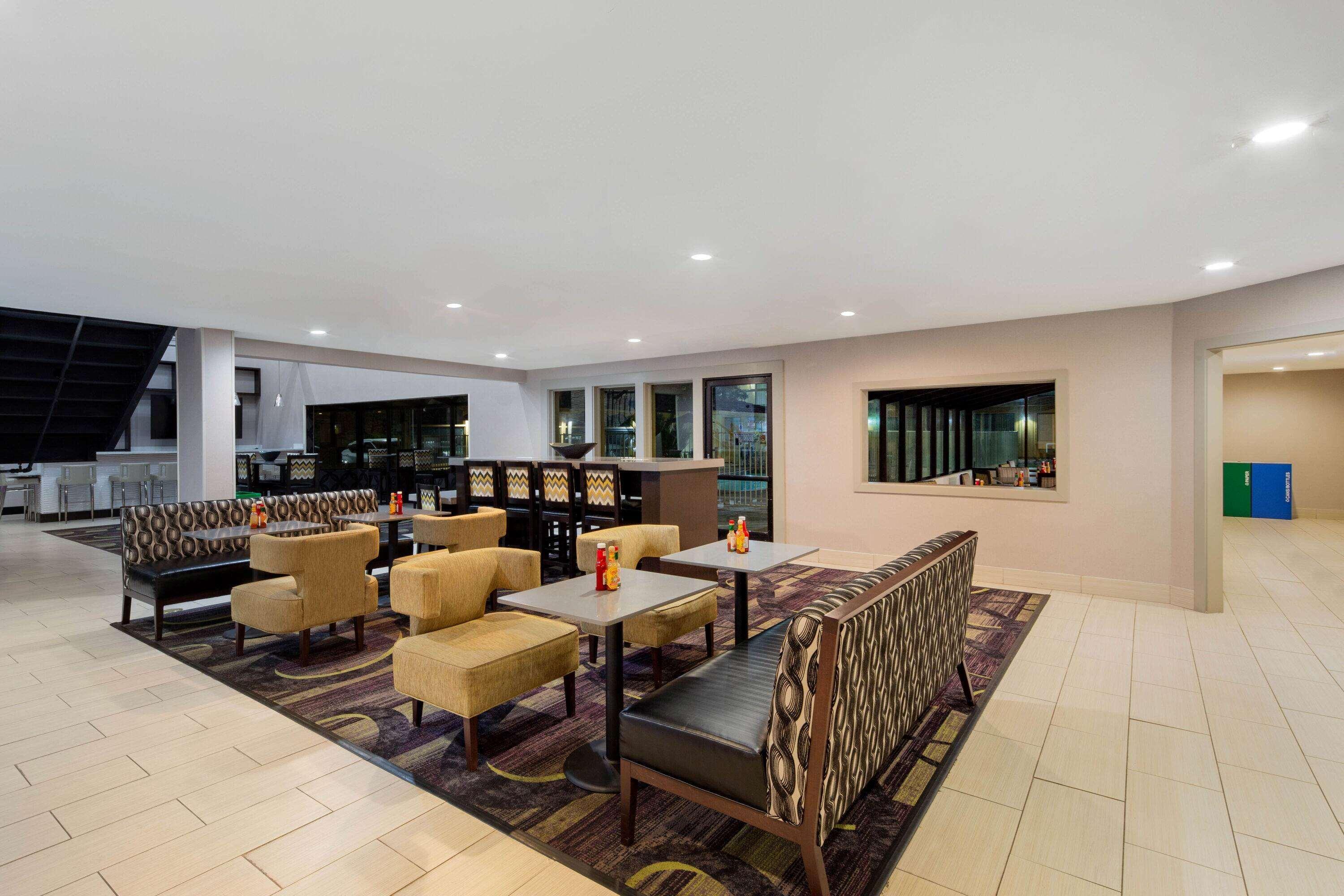 Restaurant La Quinta Inn & Suites Hayward-Oakland Airport