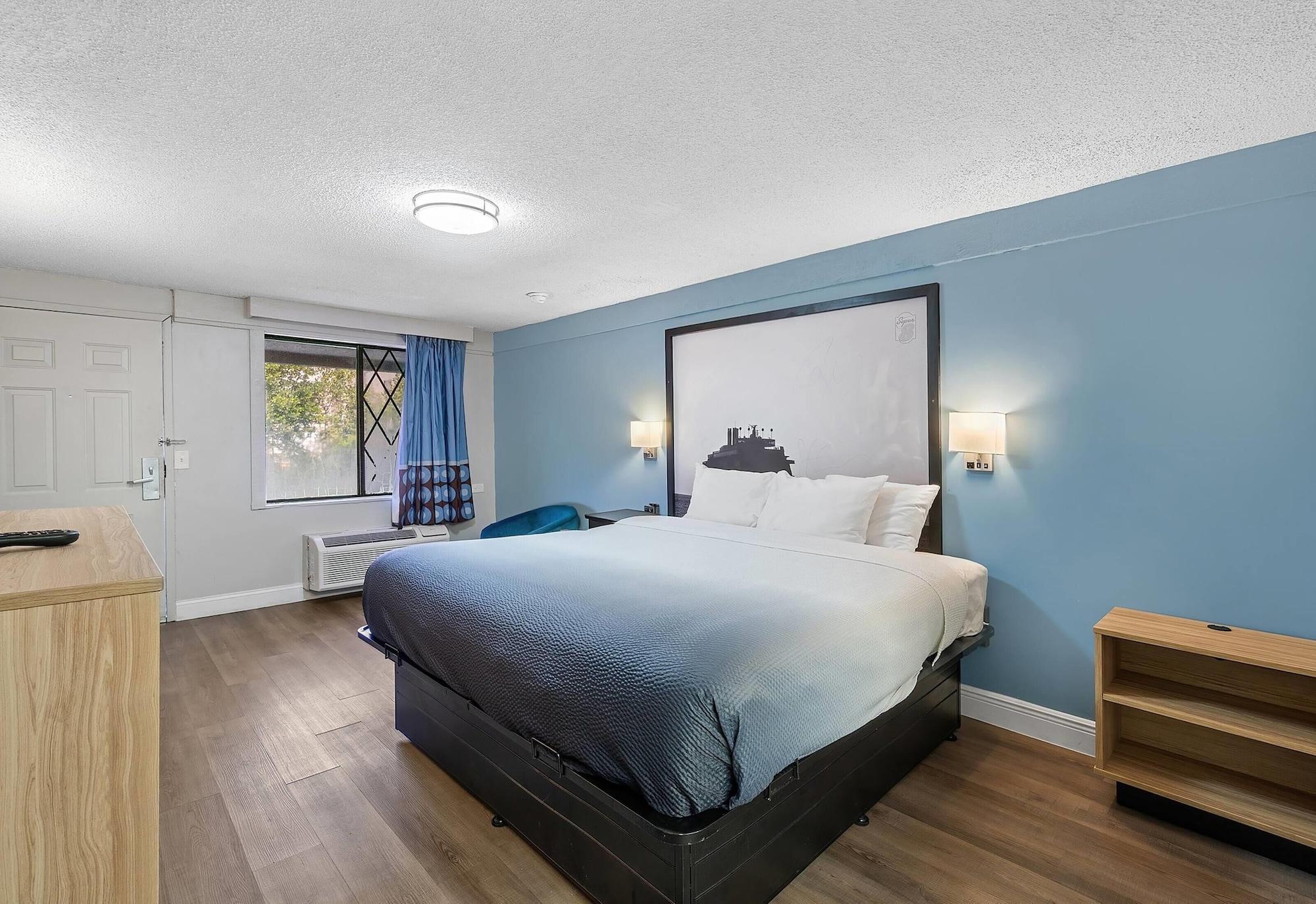 Habitación Super 8 by Wyndham Lantana West Palm Beach