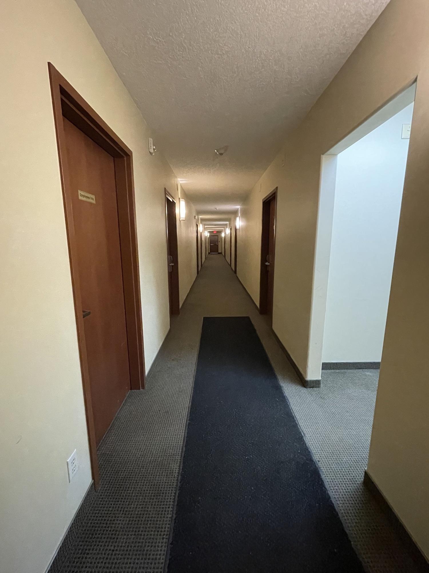Varios Circle 6 Motel