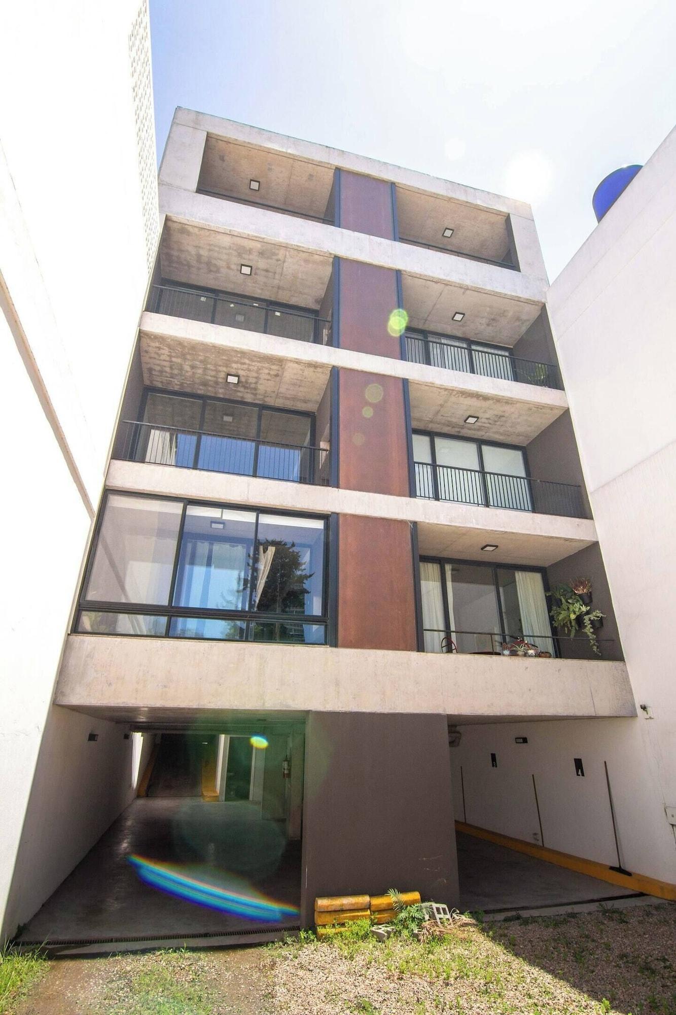 Vista Exterior Oasis Palermo