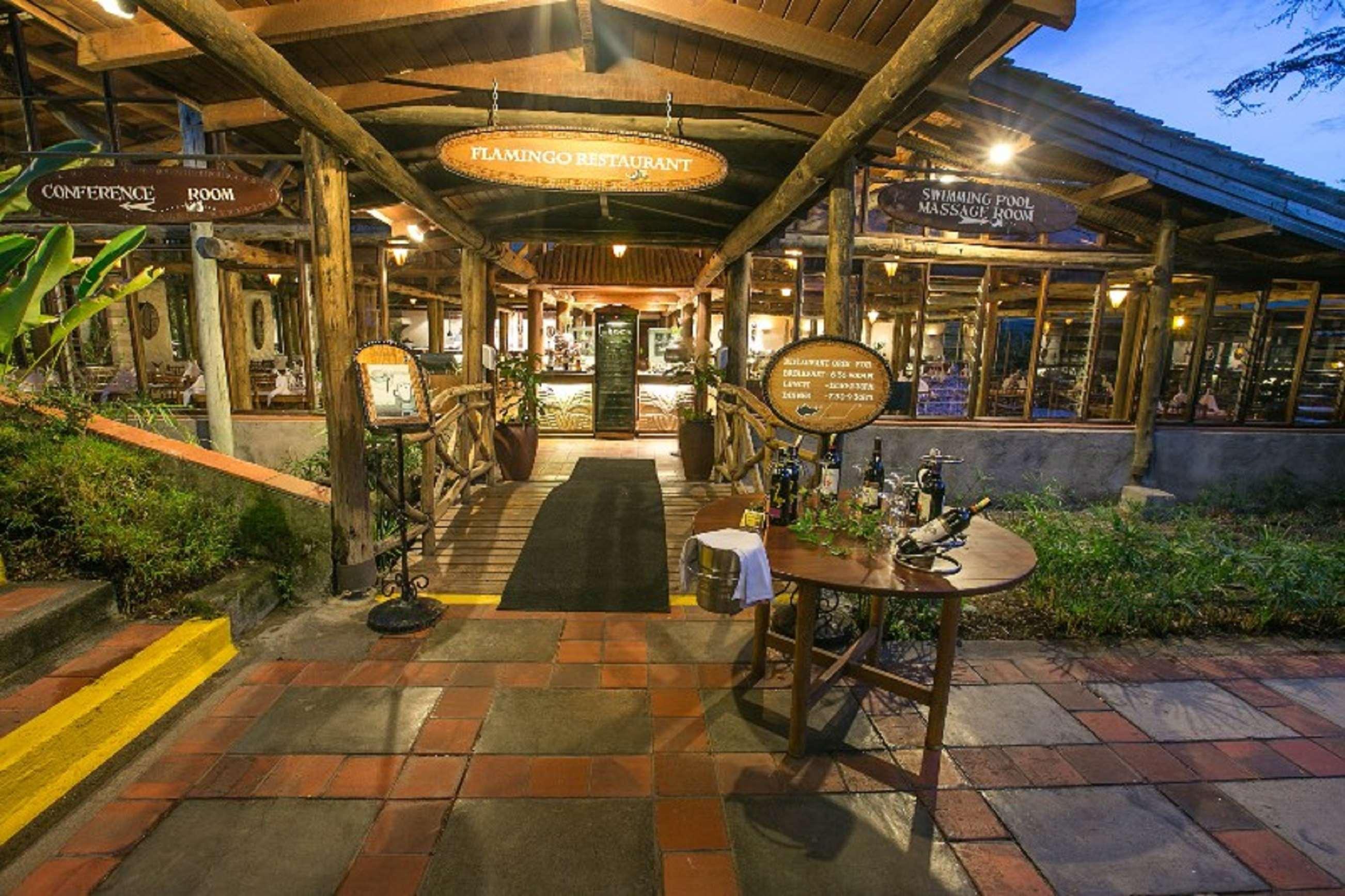 Vista Exterior Sarova Lion Hill Game Lodge