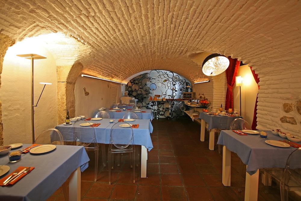 Restaurant El Ladron de Agua Palacete