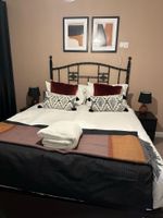 Alquiler Vacacional - Centrally located whether visiting for leisure or work - your home from home!