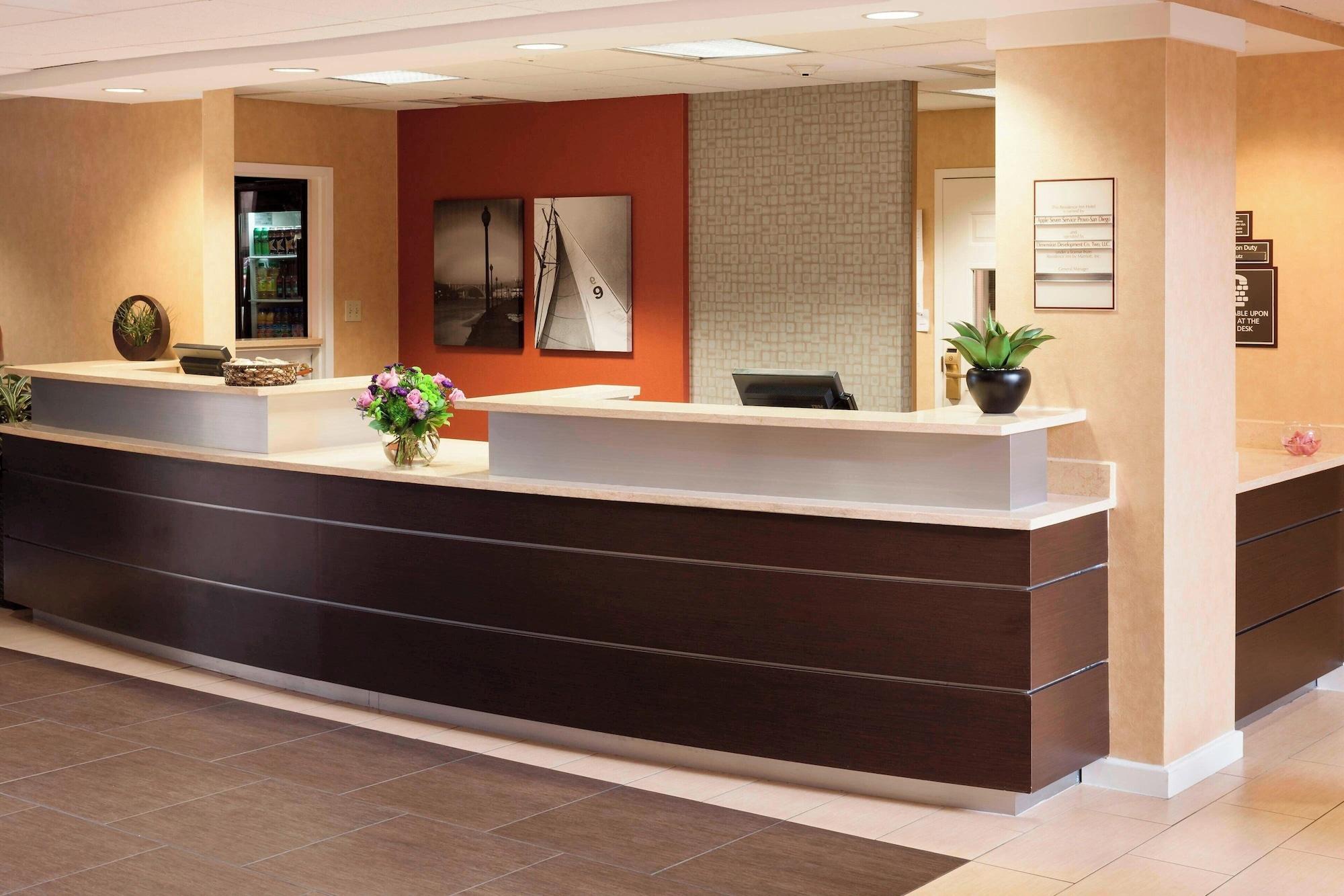 Vista Lobby Residence Inn by Marriott San Diego Downtown