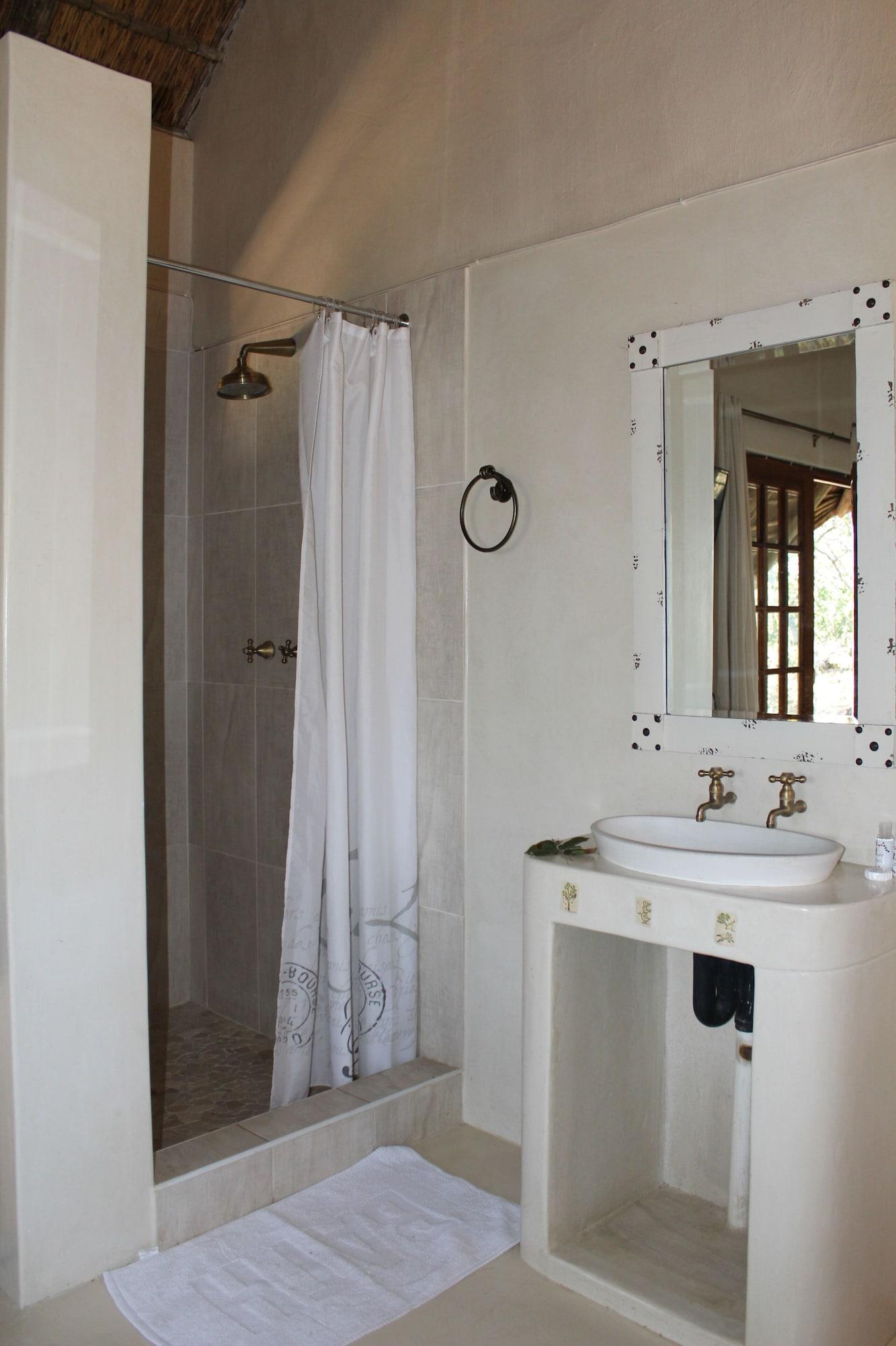 Equipamiento de Habitación Tantebane Game Ranch